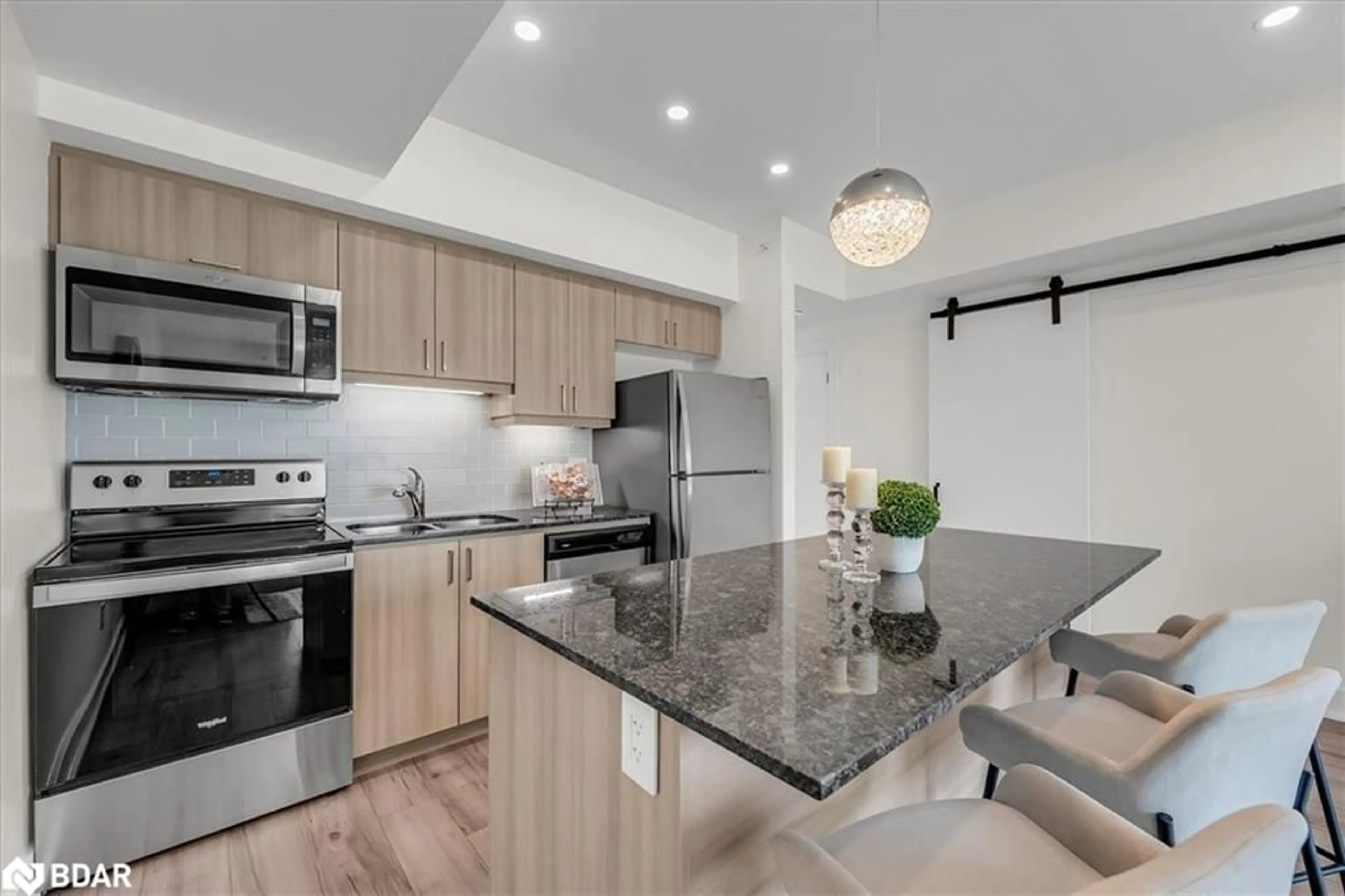 Open concept kitchen, unknown for 8 Culinary Lane Lane #410, Barrie Ontario L9J 0T2