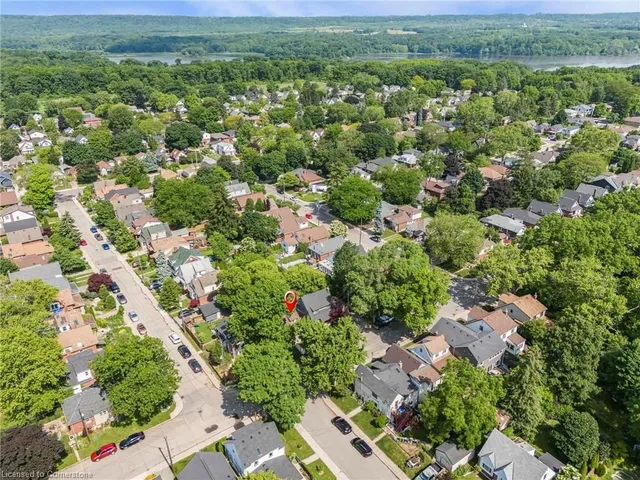 Primary image of 95 Paradise Rd