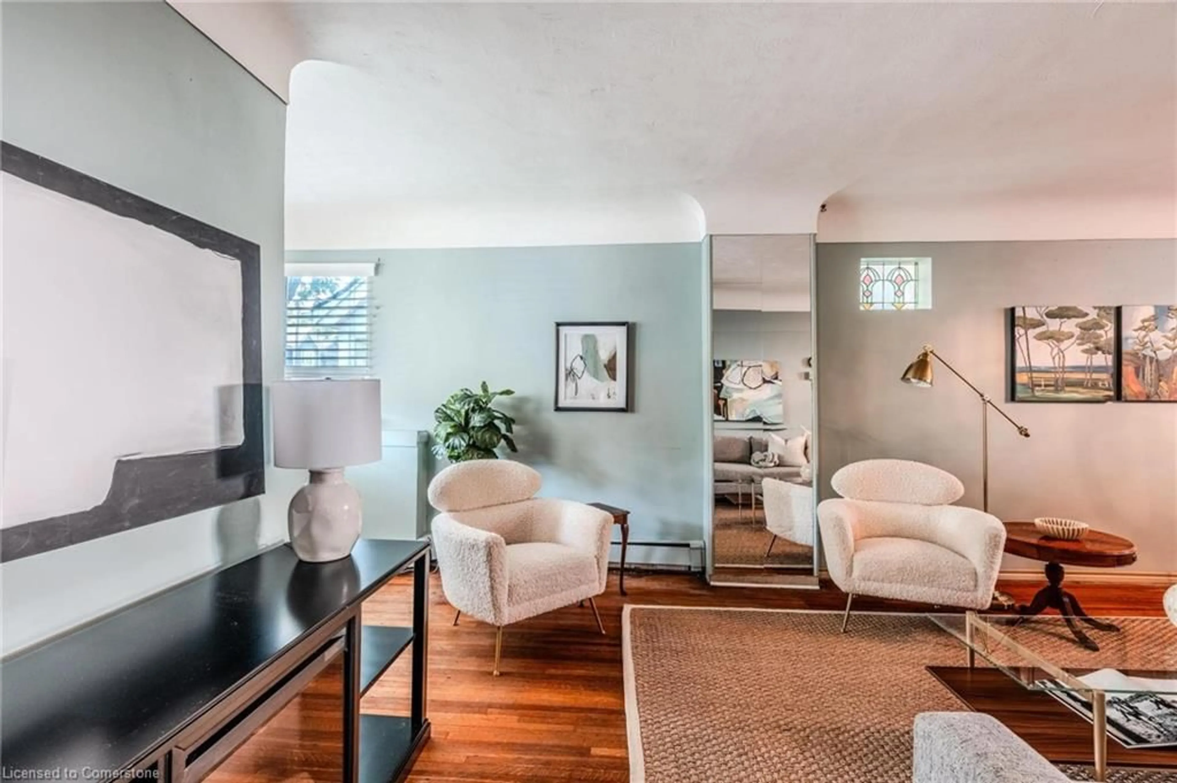 Living room with furniture, unknown for 95 Paradise Rd, Hamilton Ontario L8S 3S9