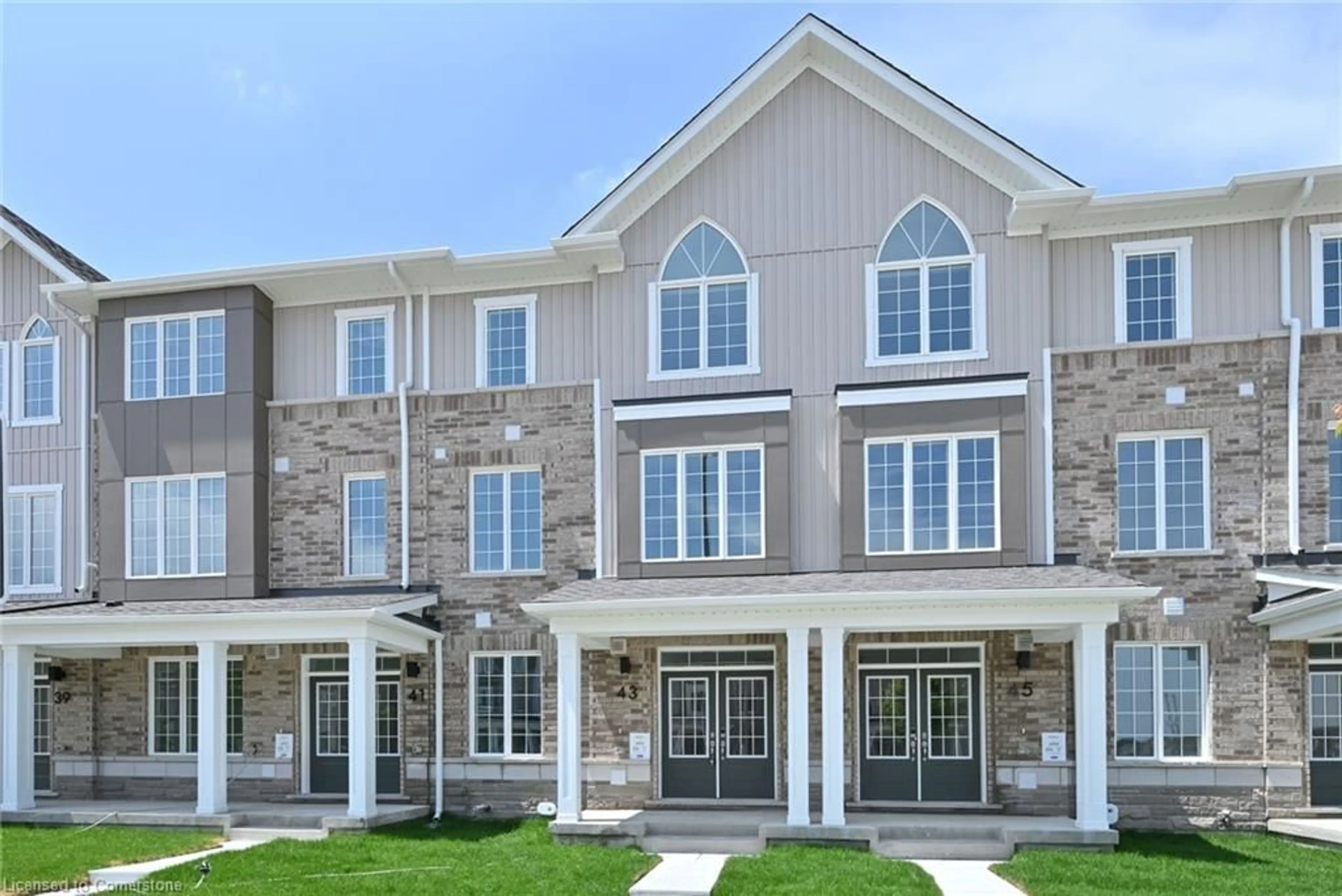 Home with brick exterior material, building for 43 Cullingtree Pl, Caledon Ontario L7C 4N7