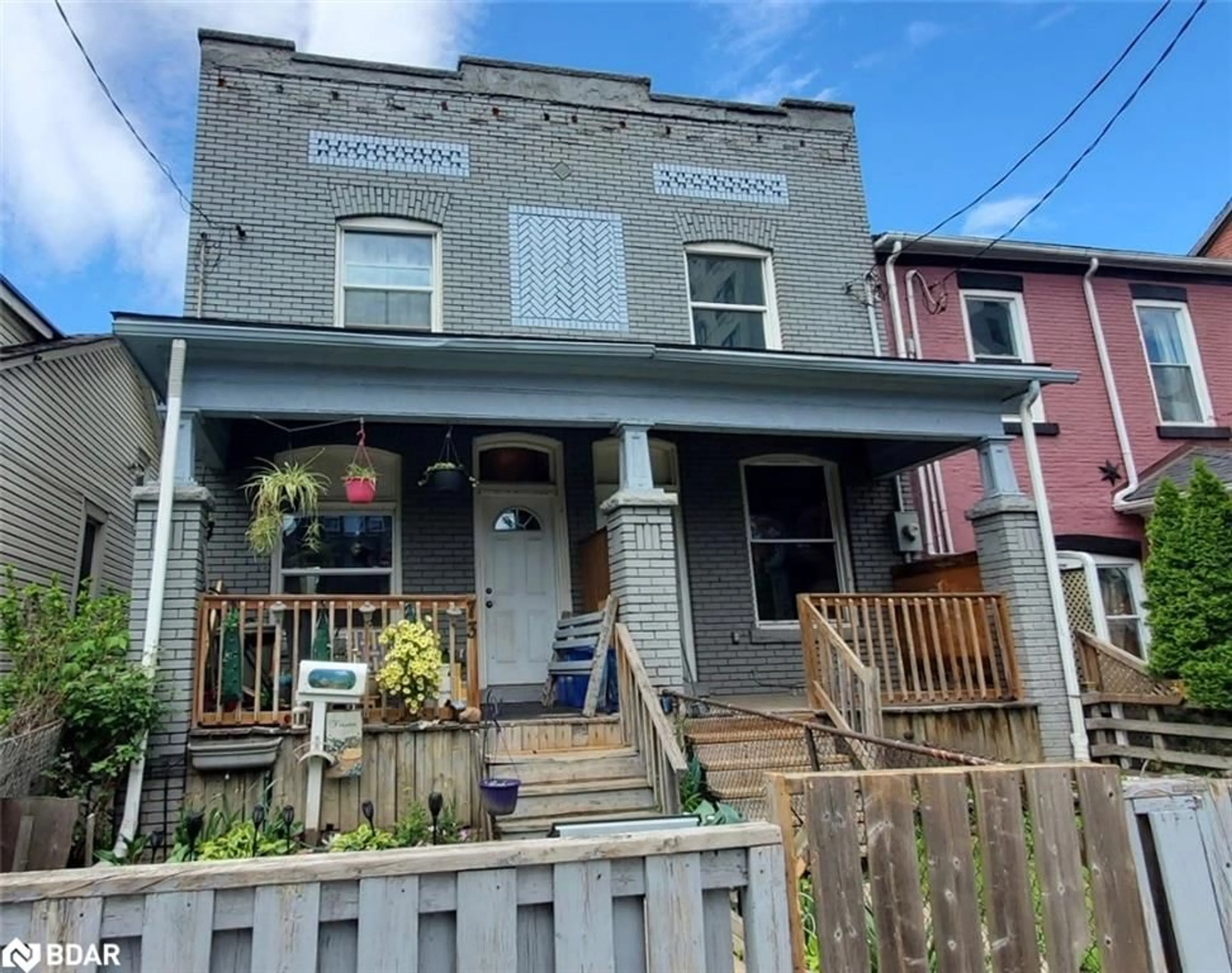 Unknown for 73-75 Cathcart St, Hamilton Ontario L8R 1M6