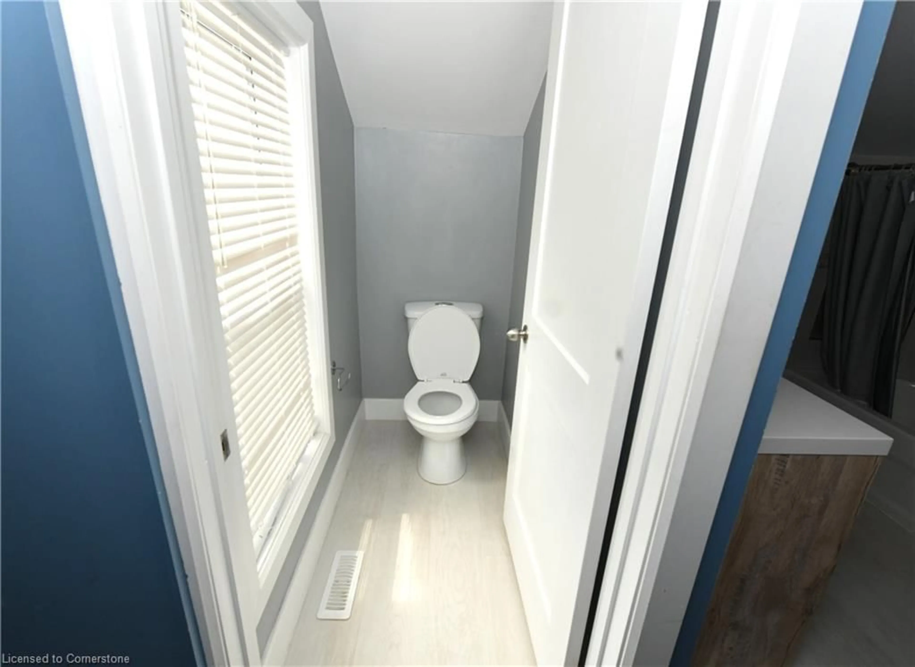 A pic of a room for 10 Meda St, St. Thomas Ontario N5P 1W5