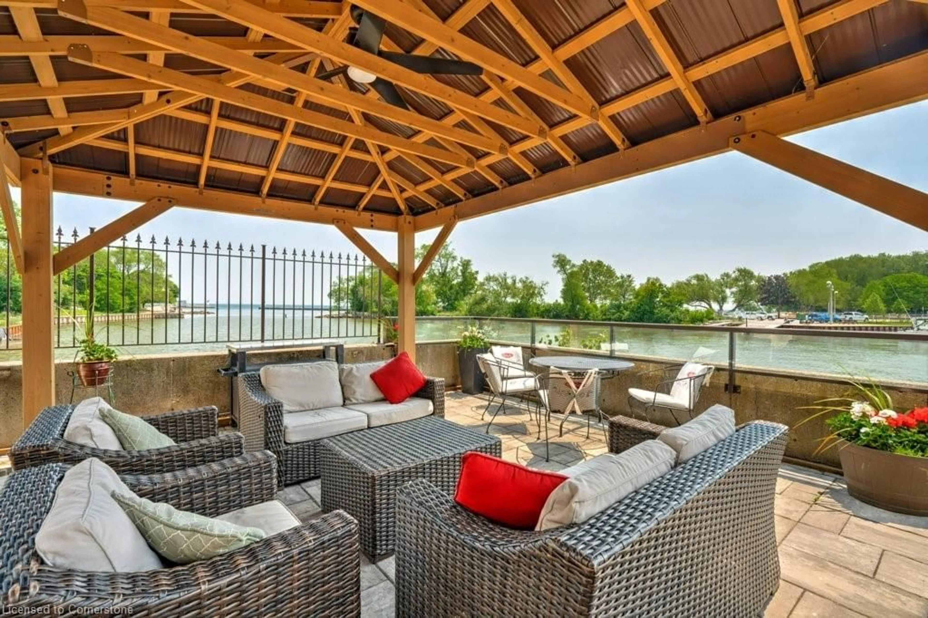Patio, water/lake/river/ocean view for 100 Bronte Rd #214, Oakville Ontario L6L 6L5