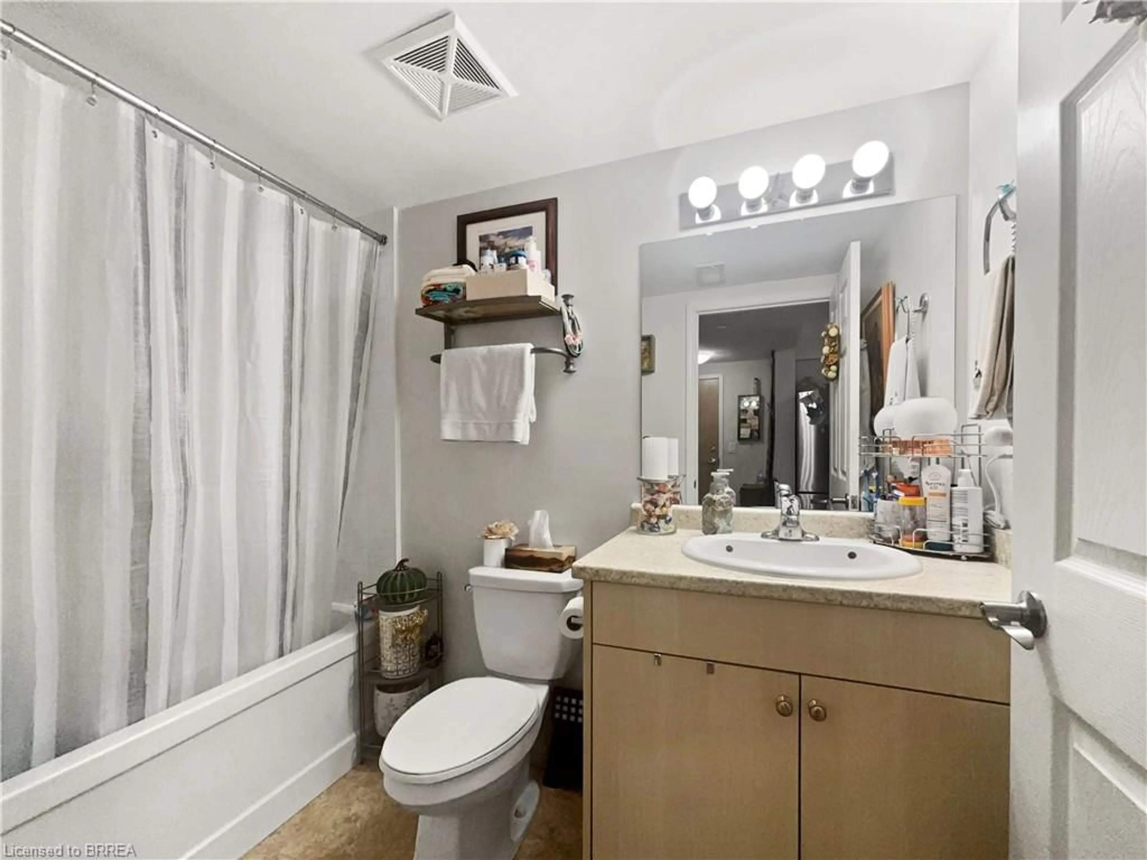 Standard bathroom, unknown for 155 Water St #505, Cambridge Ontario N1P 0A7