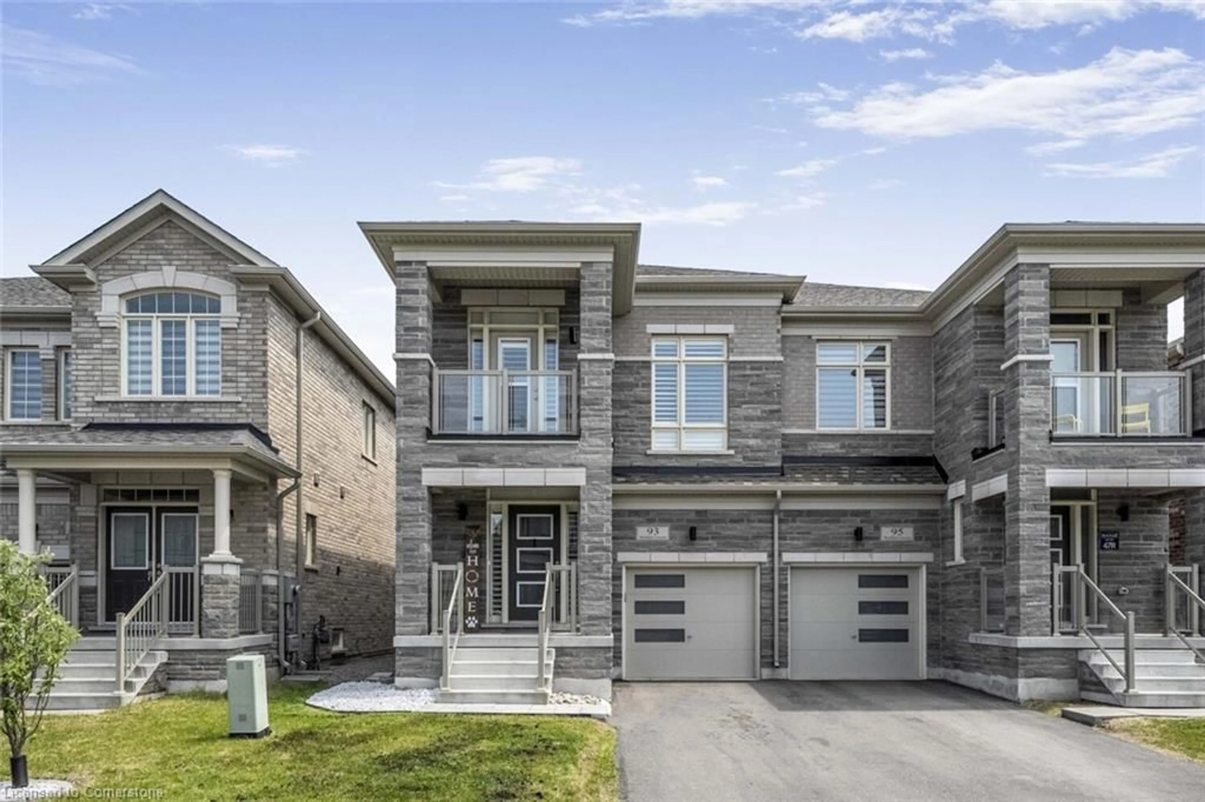 Home with brick exterior material, street for 93 Westfield Cres, Waterdown Ontario L8B 1X9