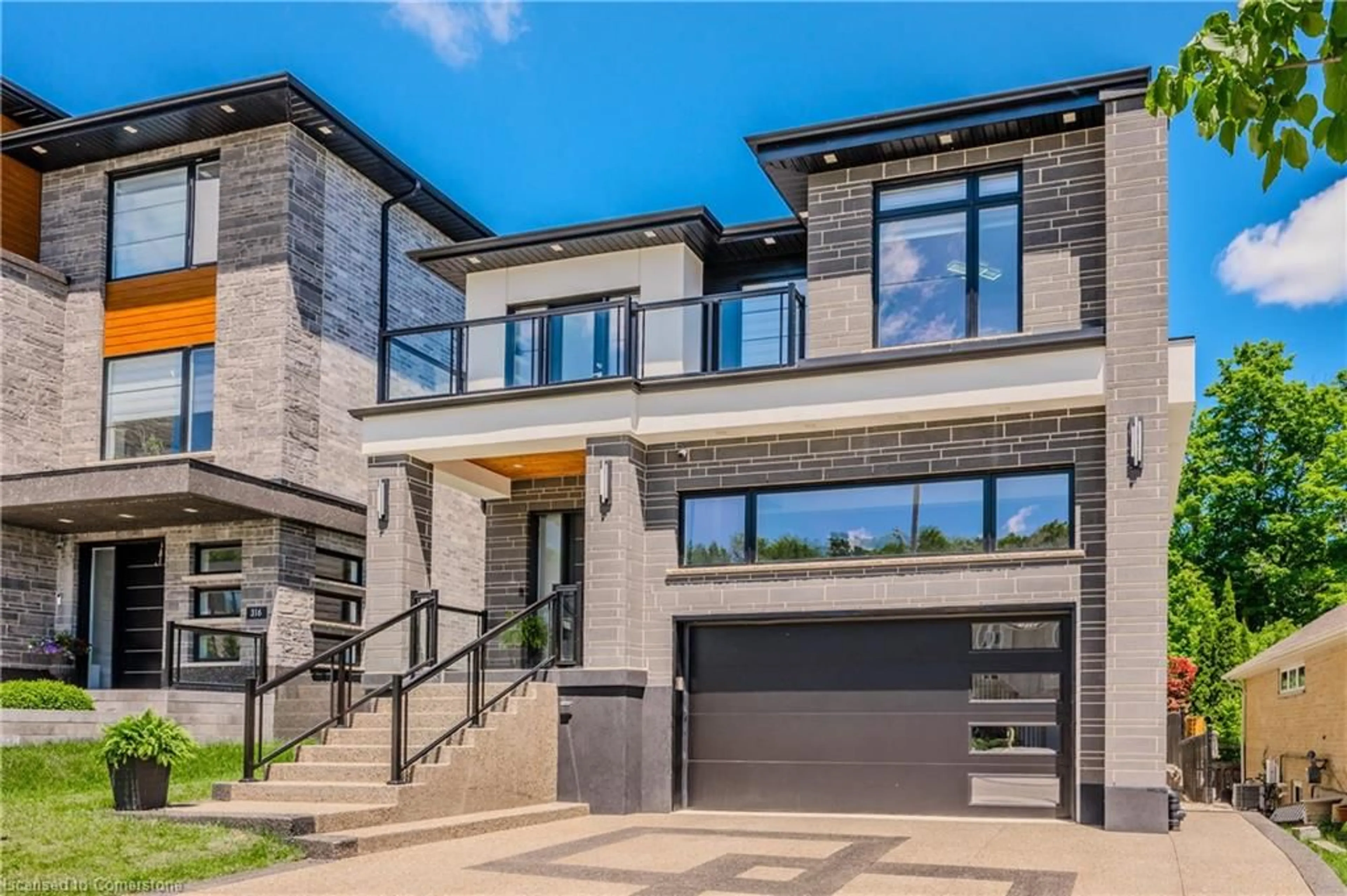 Home with brick exterior material, street for 320 Otterbein Rd, Kitchener Ontario N2B 0A7