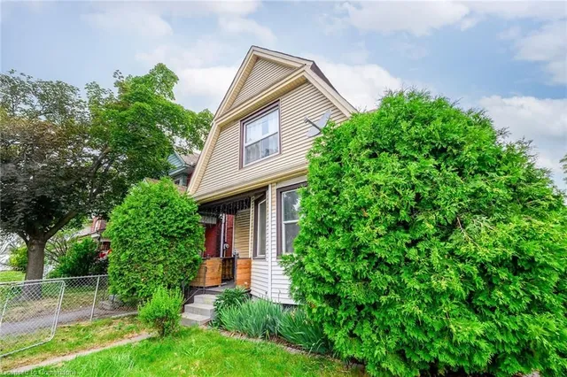 Primary image of 55 Harvey St