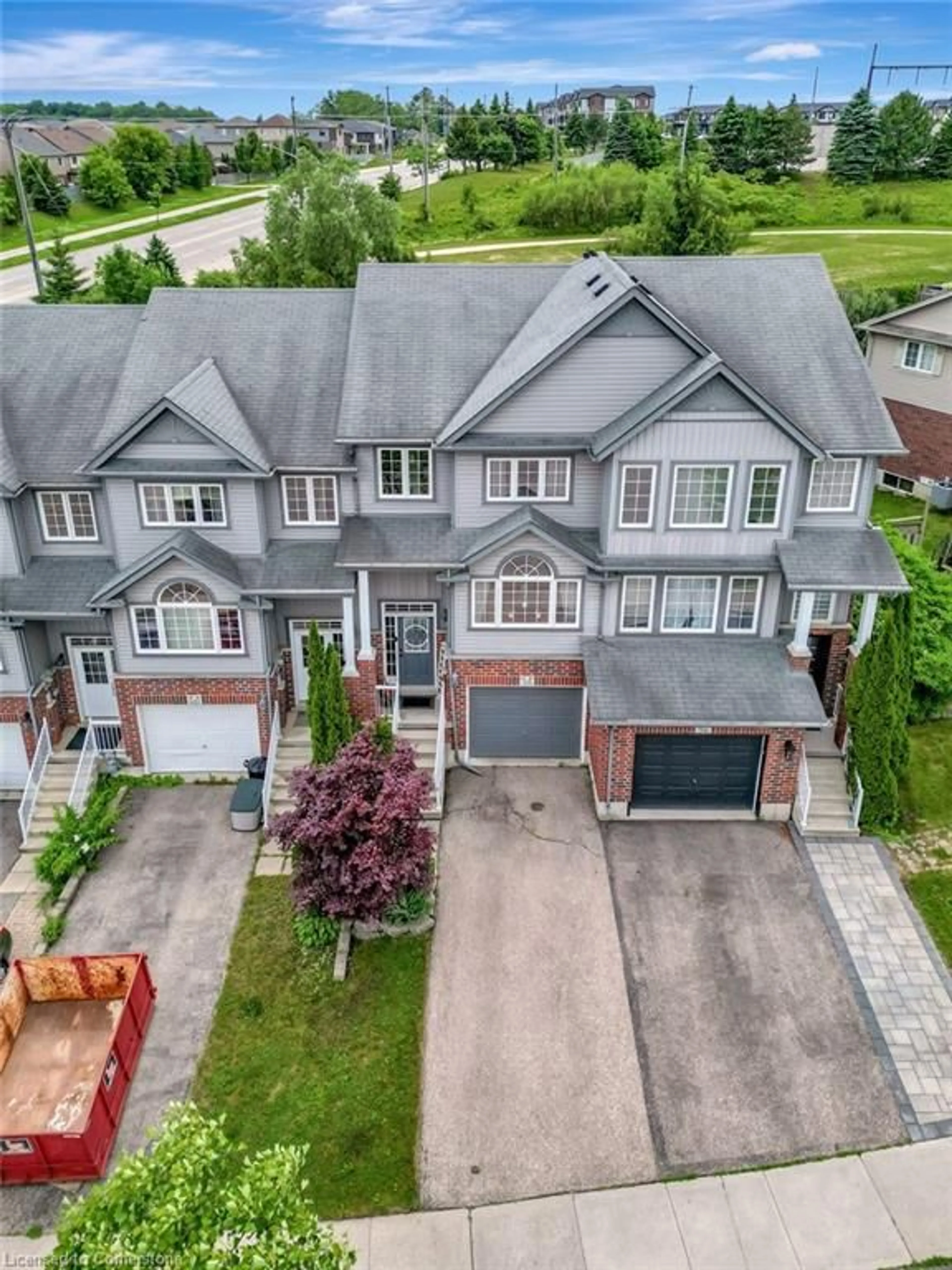 A pic from outside/outdoor area/front of a property/back of a property/a pic from drone, street for 58 Featherstone St, Kitchener Ontario N2R 1Z4