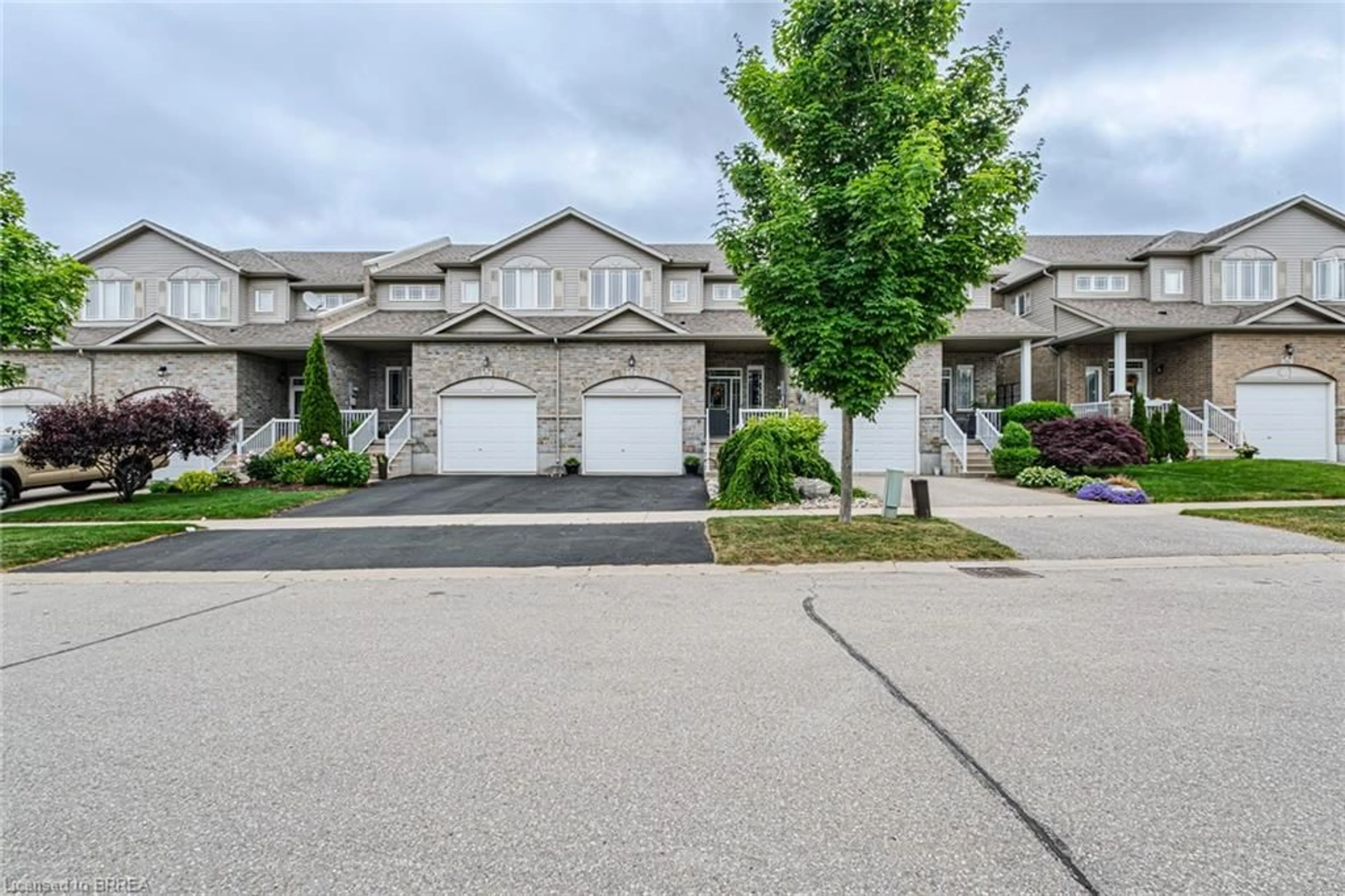 A pic from outside/outdoor area/front of a property/back of a property/a pic from drone, street for 12 Rowe Lane, Paris Ontario N3L 0A6