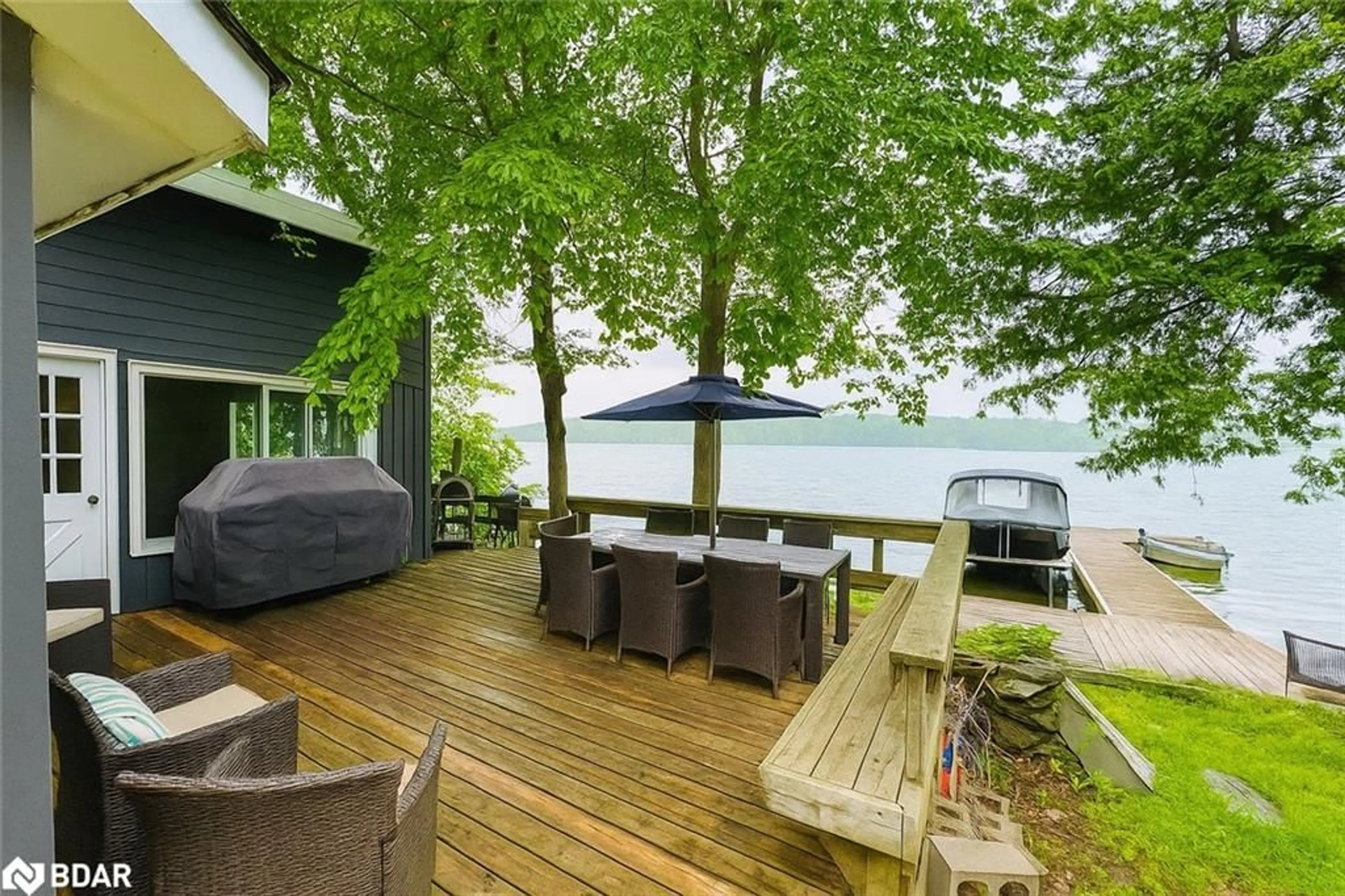 Patio, water/lake/river/ocean view for 1267 Horseshoe Island Island, Orillia Ontario L3V 6H3