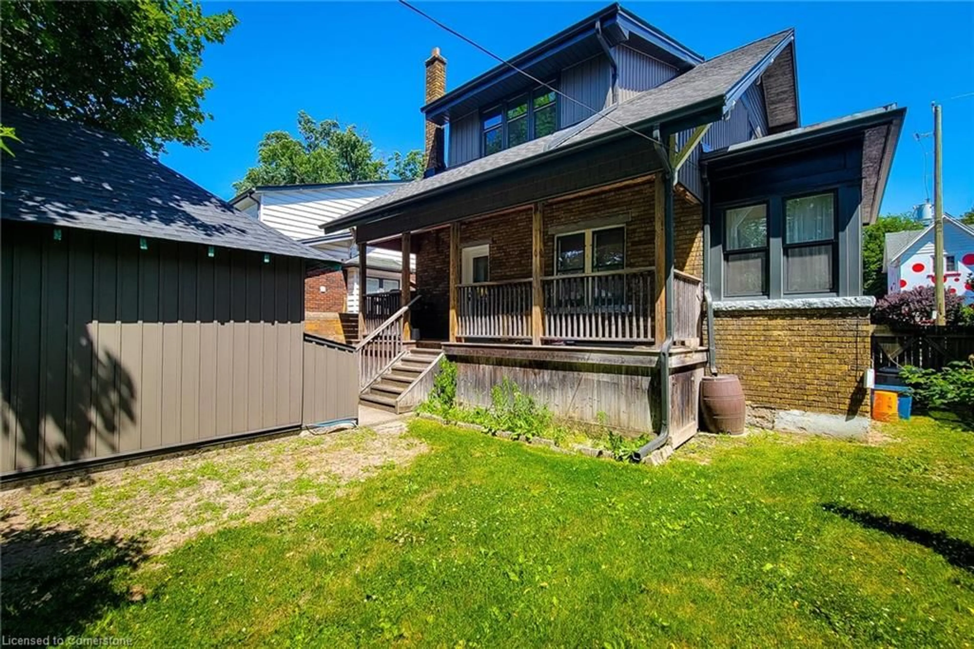 Patio, street for 56 Prospect St, Hamilton Ontario L8M 2Z1