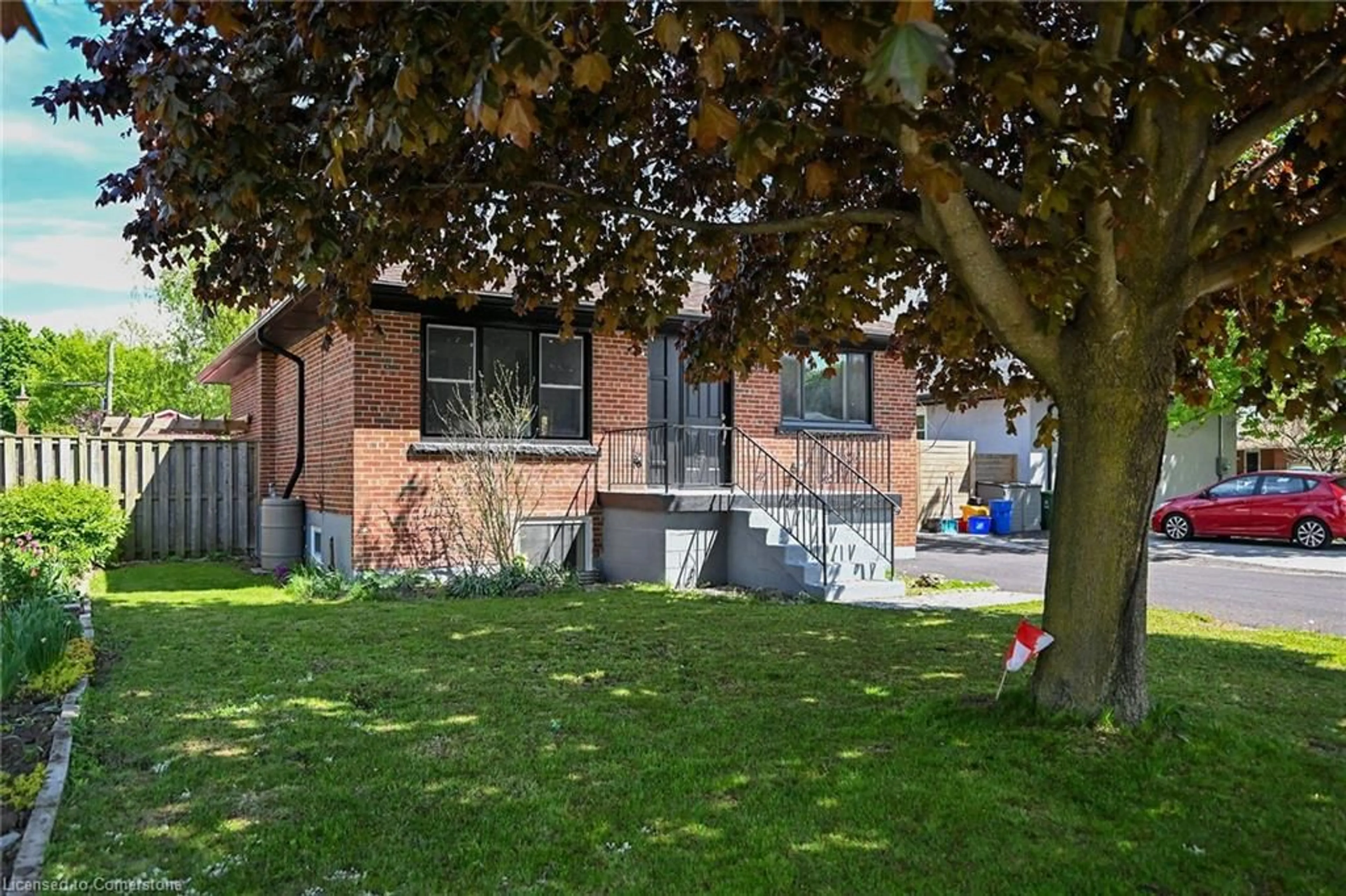 Unknown for 99 Wise Cres, Hamilton Ontario L8T 2L7