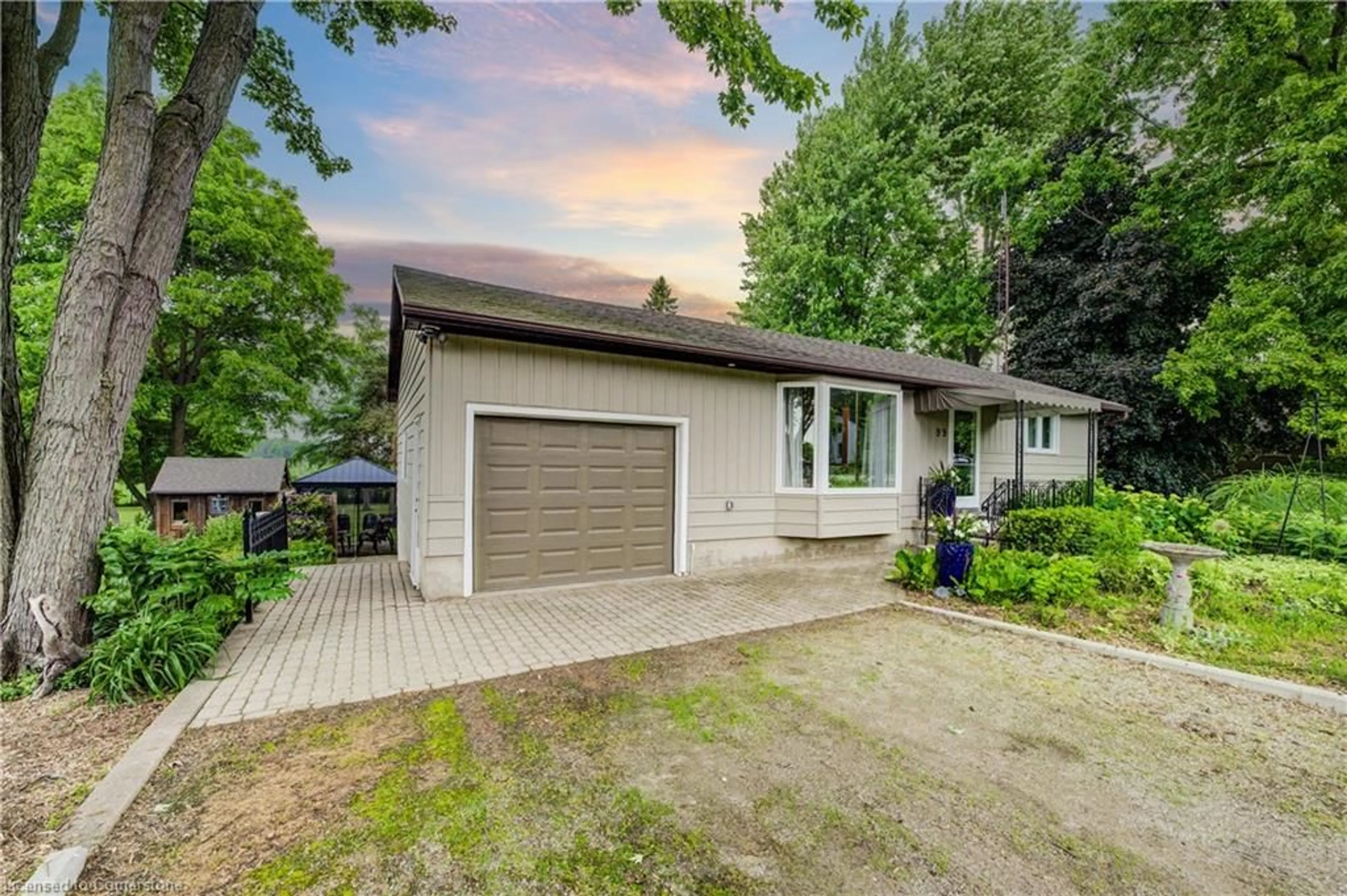 Unknown for 99 Baird St, Bright Ontario N0J 1B0