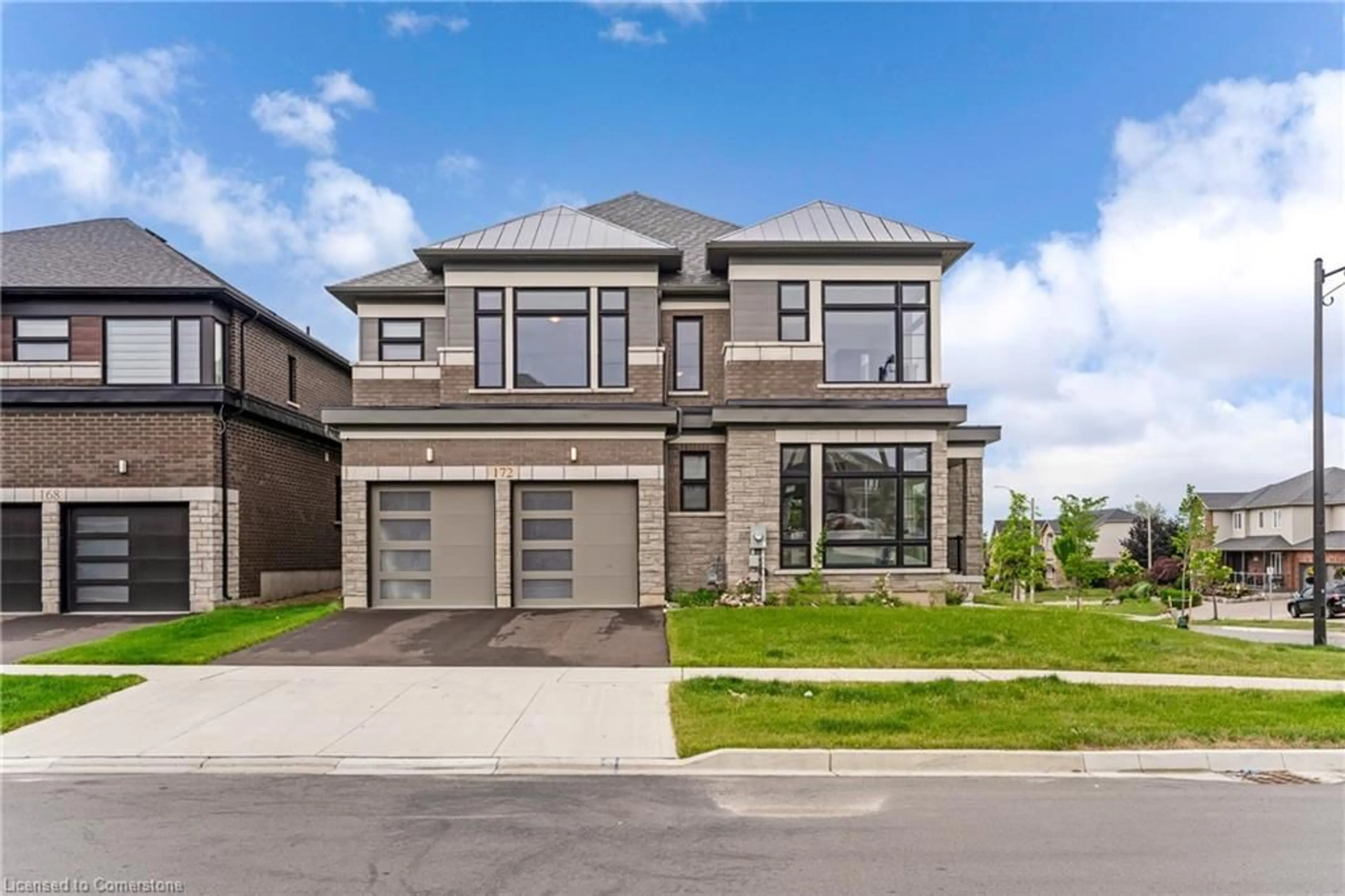 Home with brick exterior material, street for 172 Blacklock St, Cambridge Ontario N1S 0C6