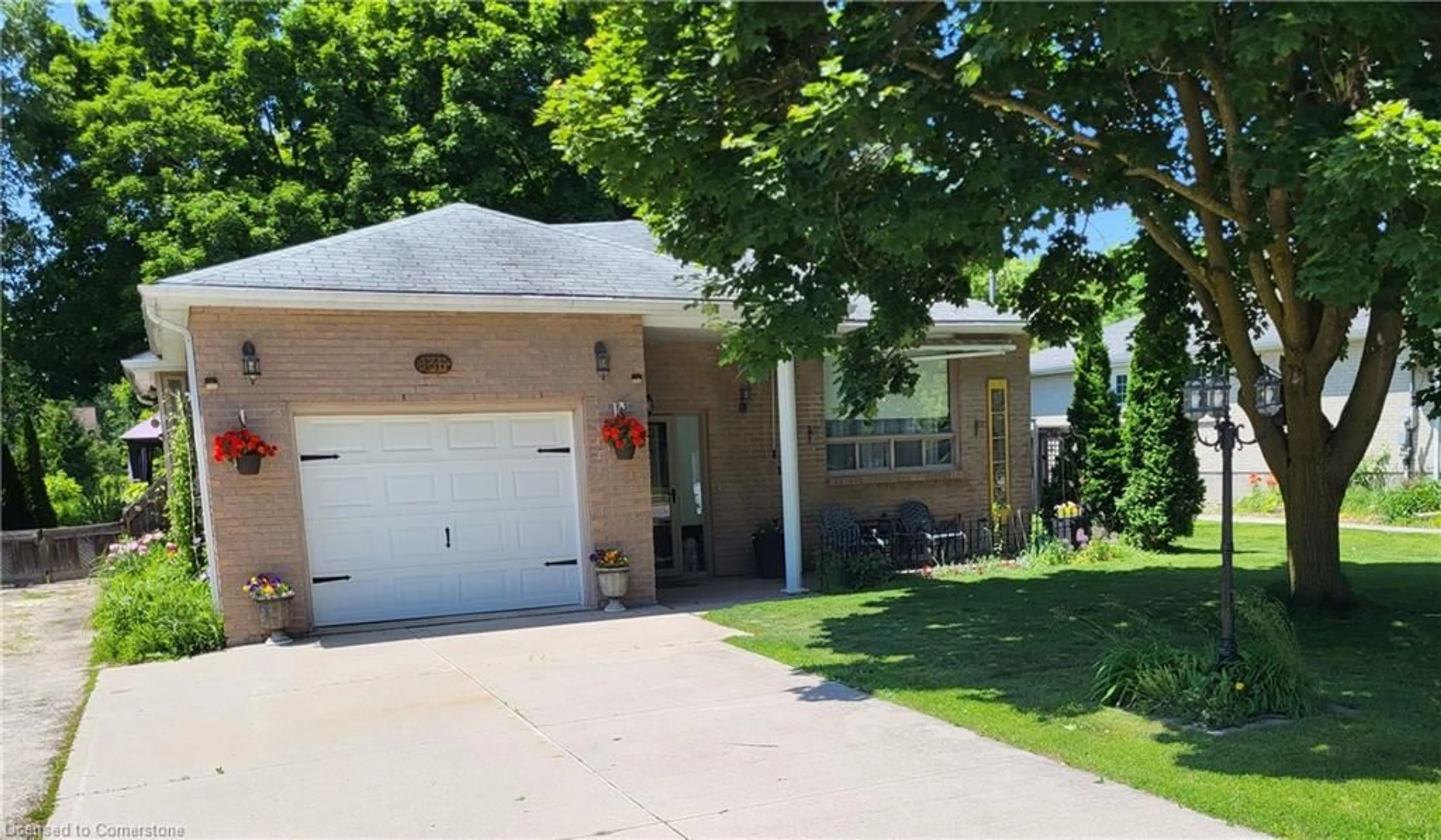 Unknown for 136 Patterson St, New Tecumseth Ontario L0G 1A0