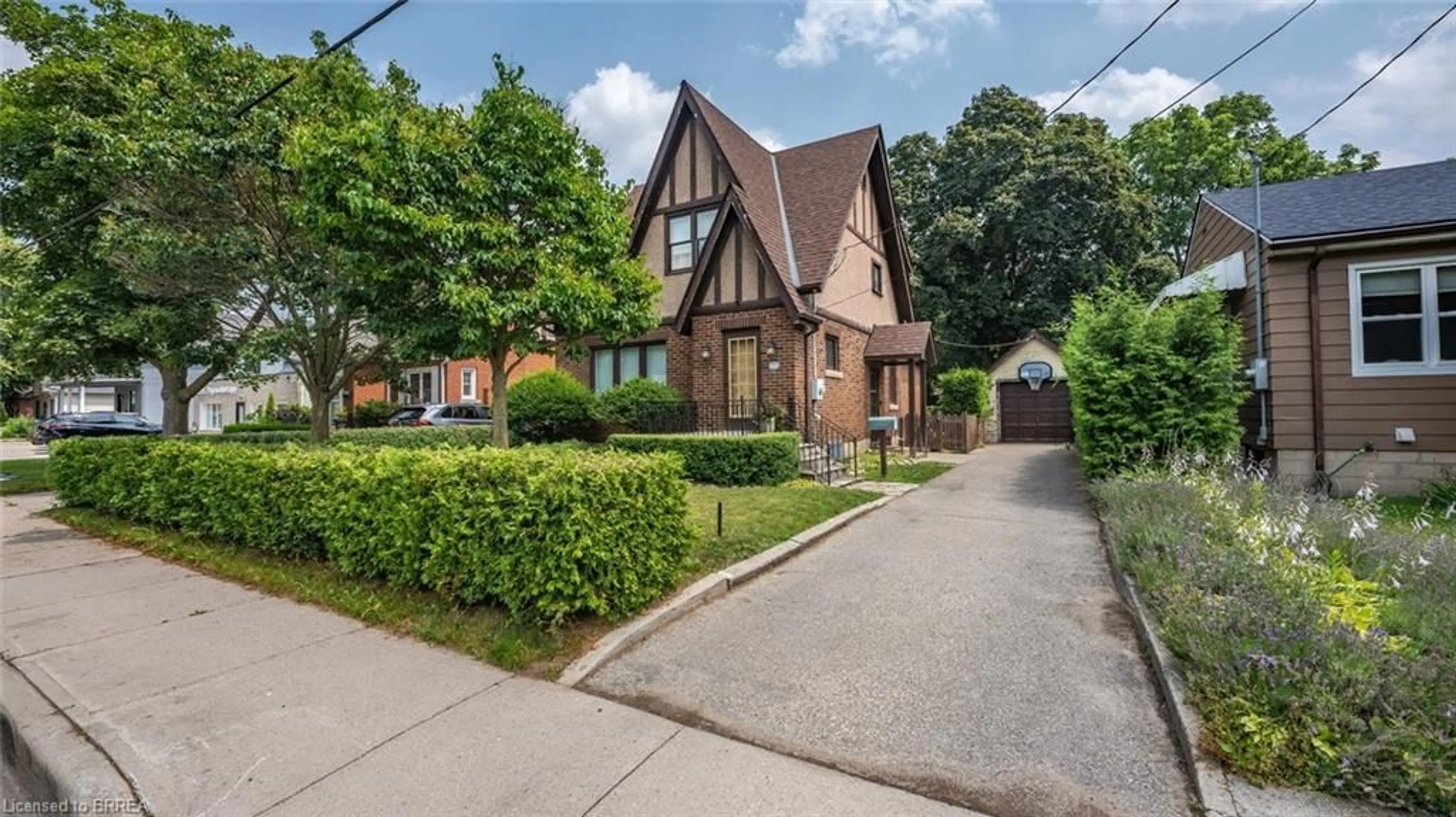 Home with brick exterior material, street for 31 Morrell St, Brantford Ontario N3T 4J3