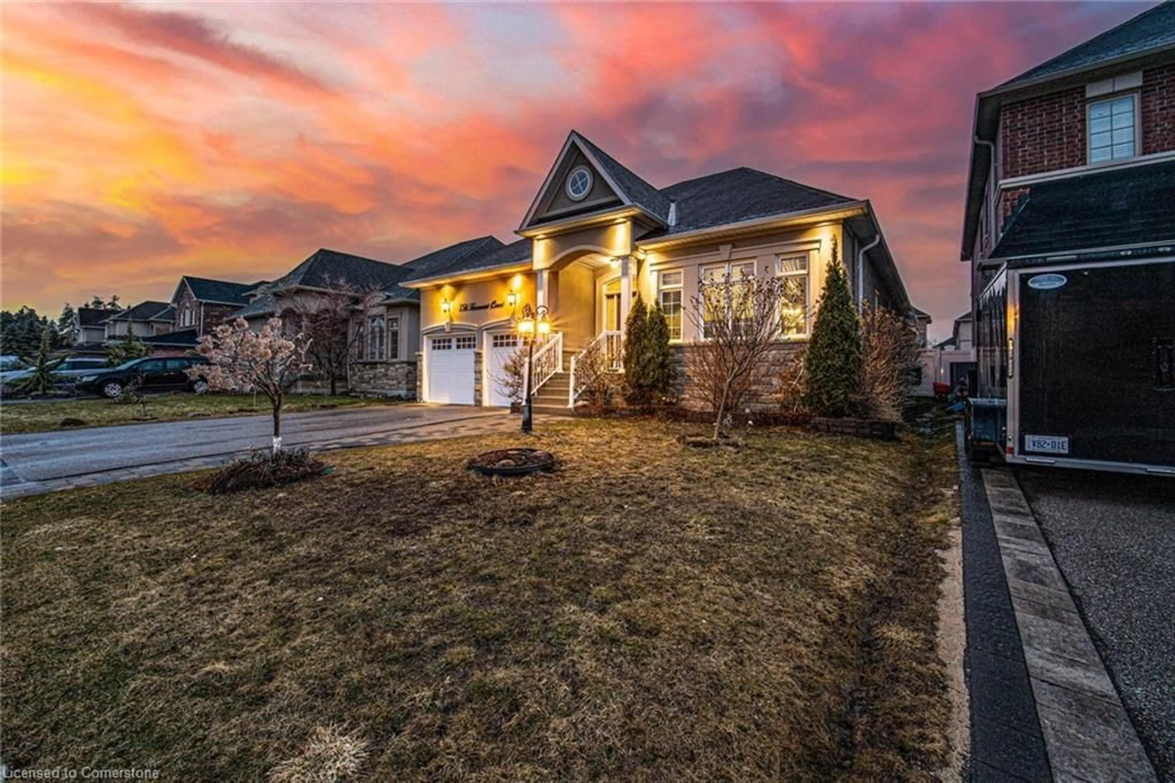 Home with brick exterior material, street for 756 Freemont Crt, Innisfil Ontario L9S 0K4