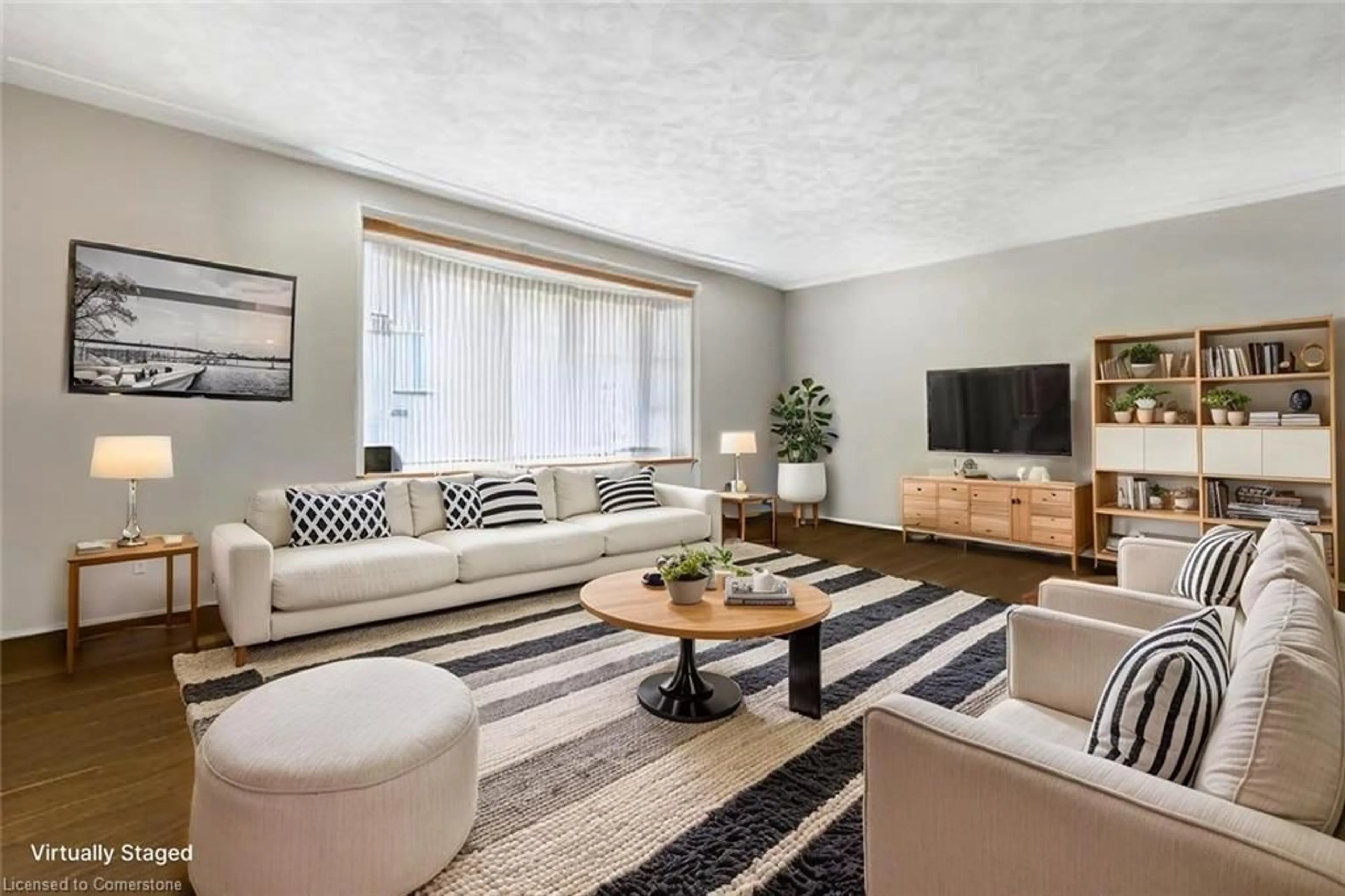 Living room with furniture, unknown for 103 Highman Ave, Cambridge Ontario N1R 3M2