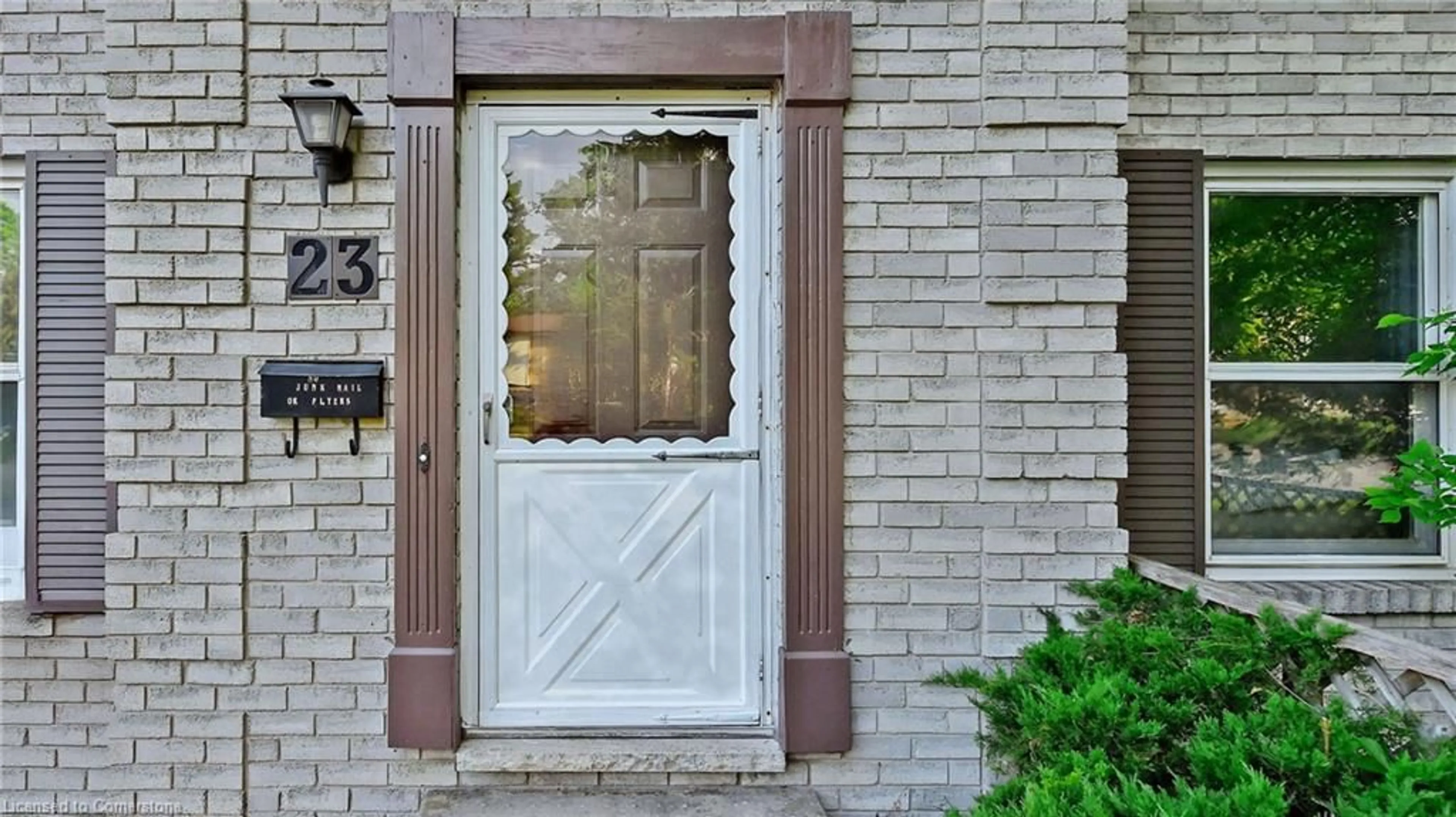 Unknown for 23 Briarlea Rd, Guelph Ontario N1G 3H4
