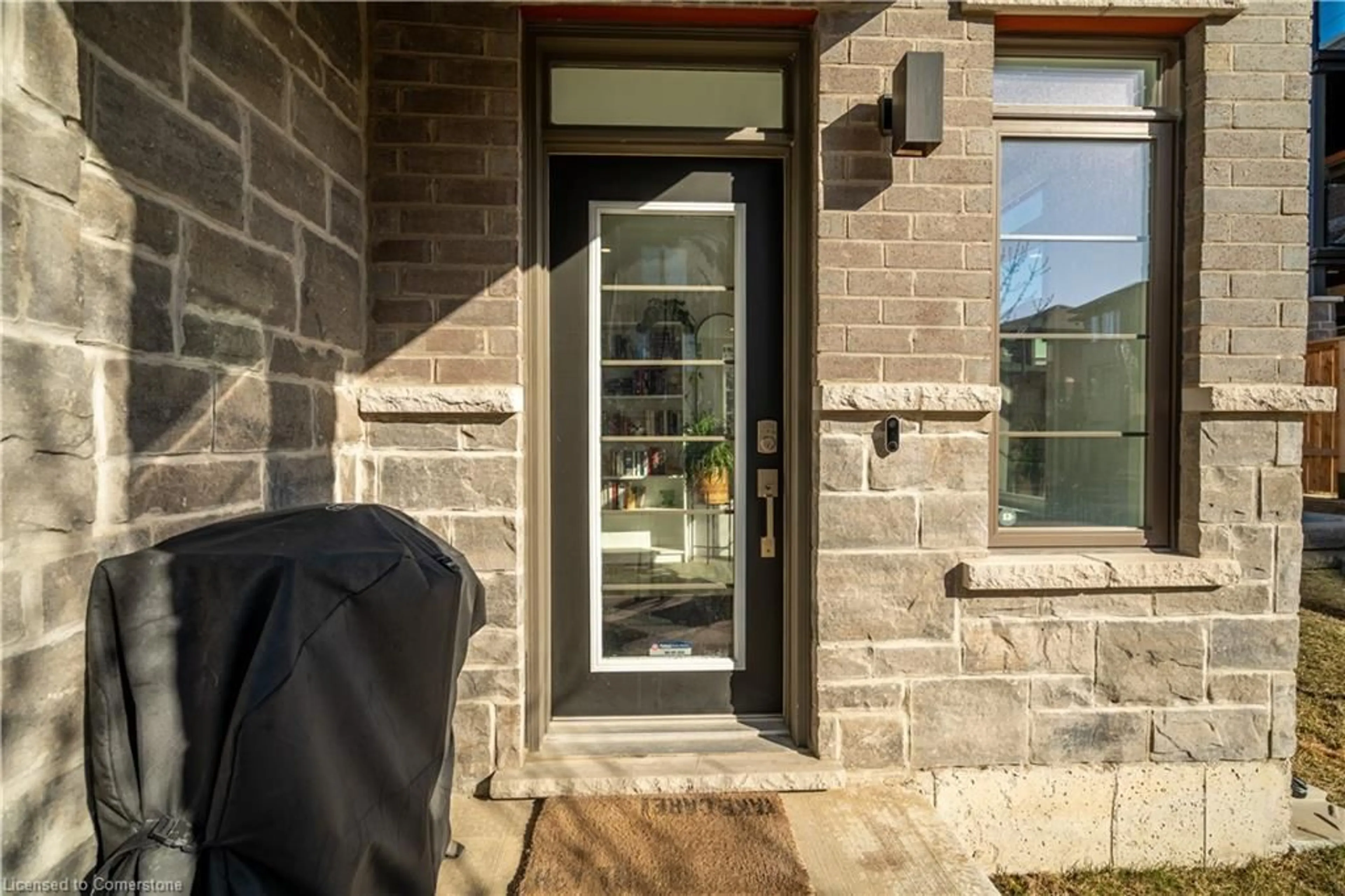 Indoor entryway for 30 Times Square Blvd #68, Stoney Creek Ontario L8J 0M1