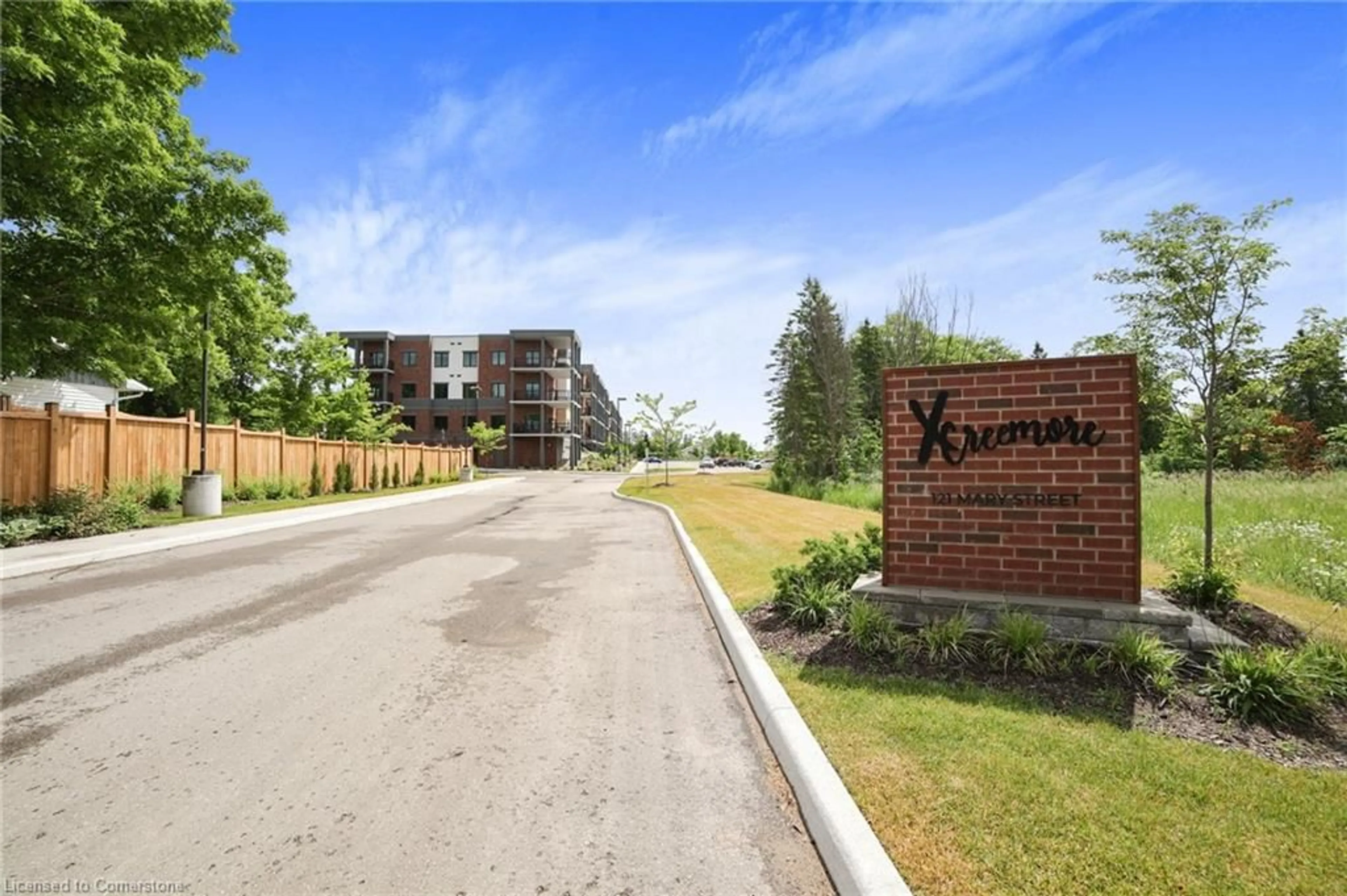 Unknown for 121 Mary St #402, Creemore Ontario L0M 1G0