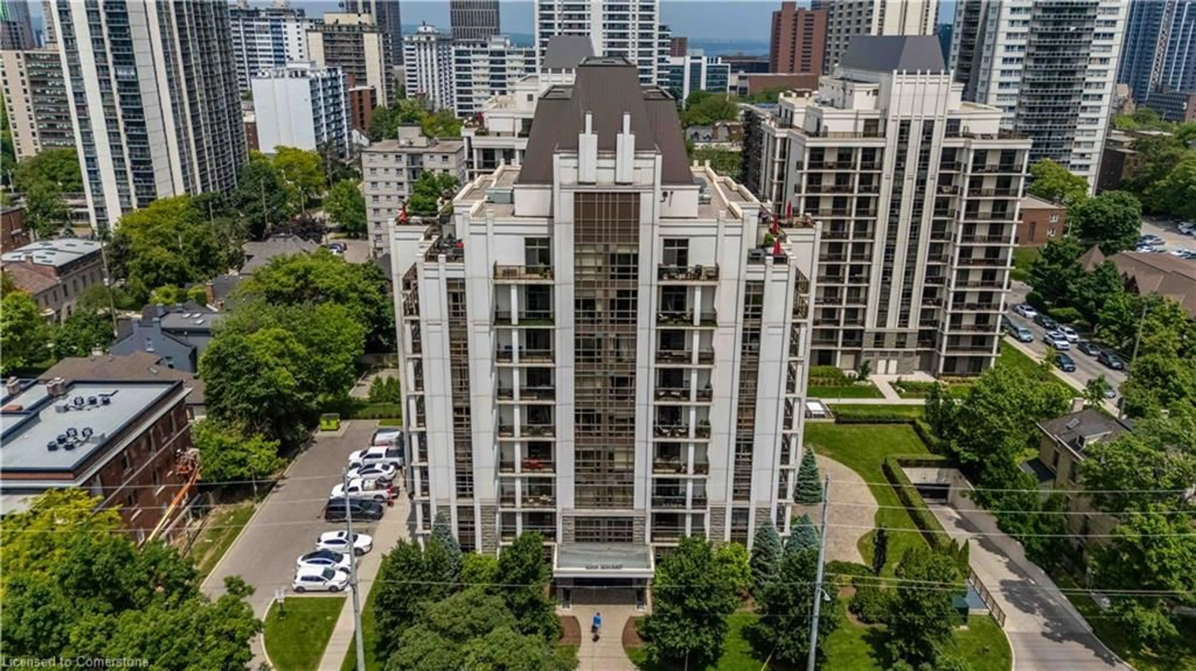 A pic from outside/outdoor area/front of a property/back of a property/a pic from drone, city buildings view from balcony for 90 Charlton Avenue West #409, Hamilton Ontario L8P 0B4