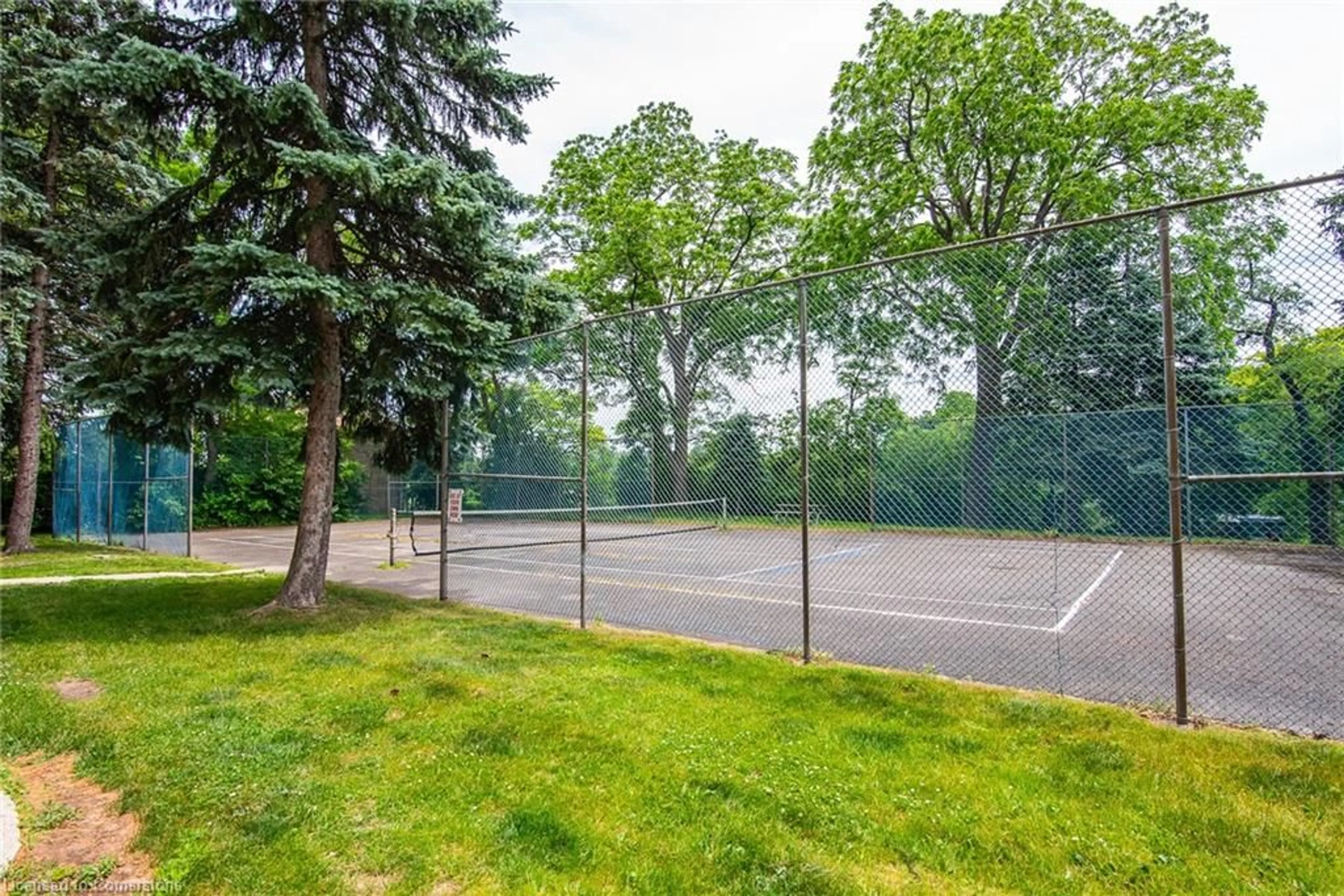 Patio, unknown for 260 Sheldon Ave #810, Kitchener Ontario N2H 6P2