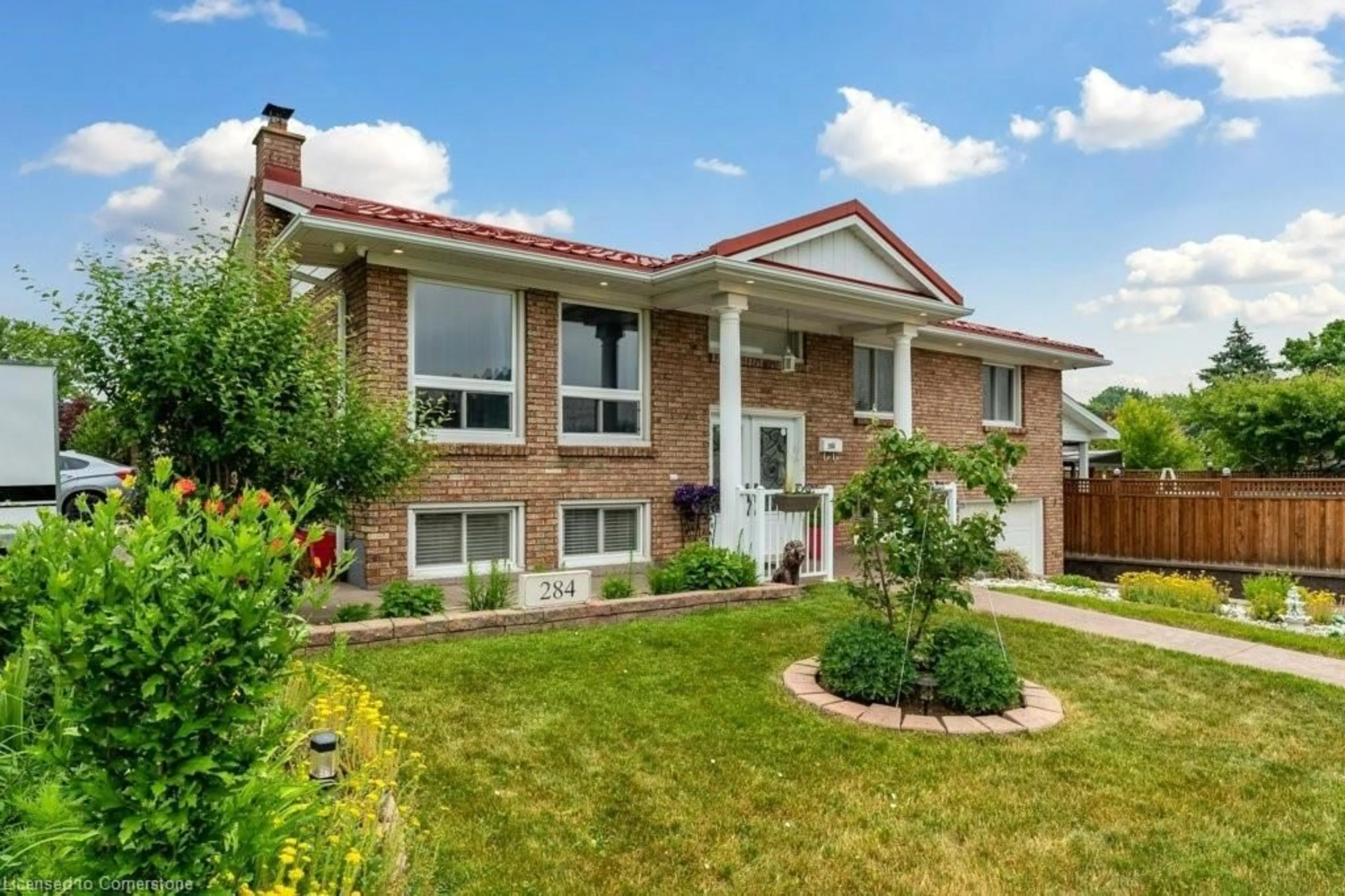 Home with brick exterior material, street for 284 Celtic Dr, Stoney Creek Ontario L8E 2T5