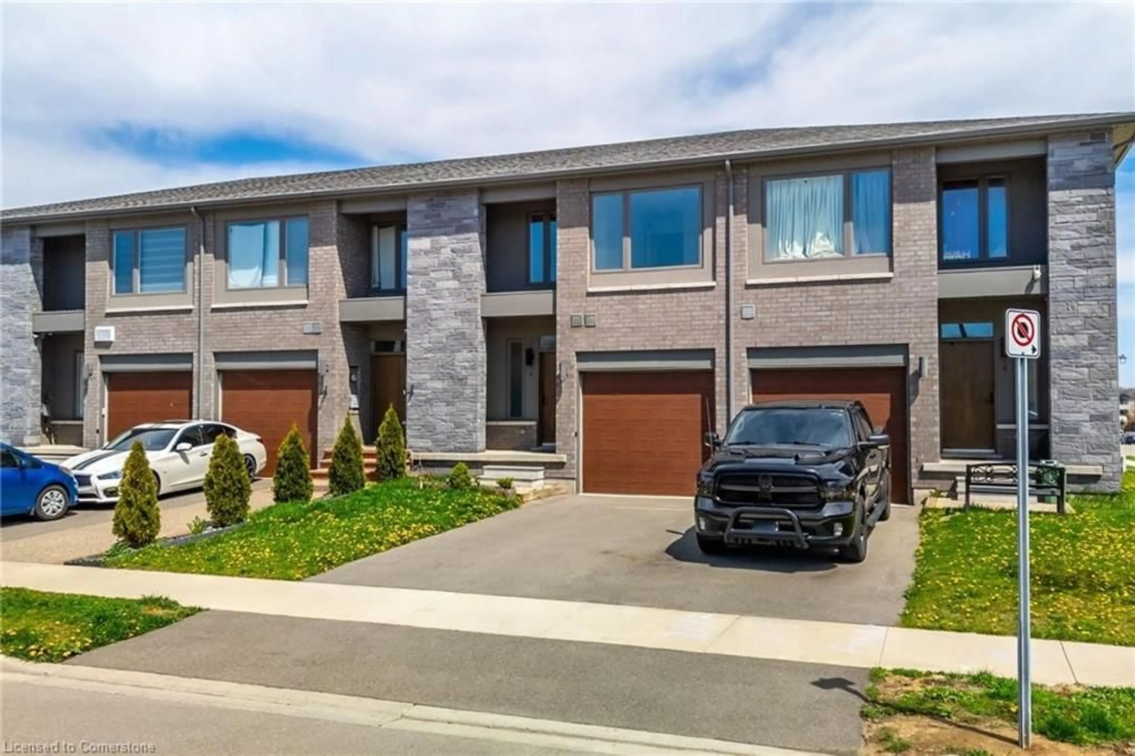 Home with brick exterior material, street for 6 Bedrock Dr, Stoney Creek Ontario L8J 0K6
