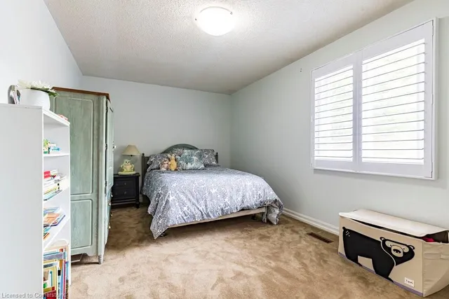 Additional image 21 of 1 Leith Crt