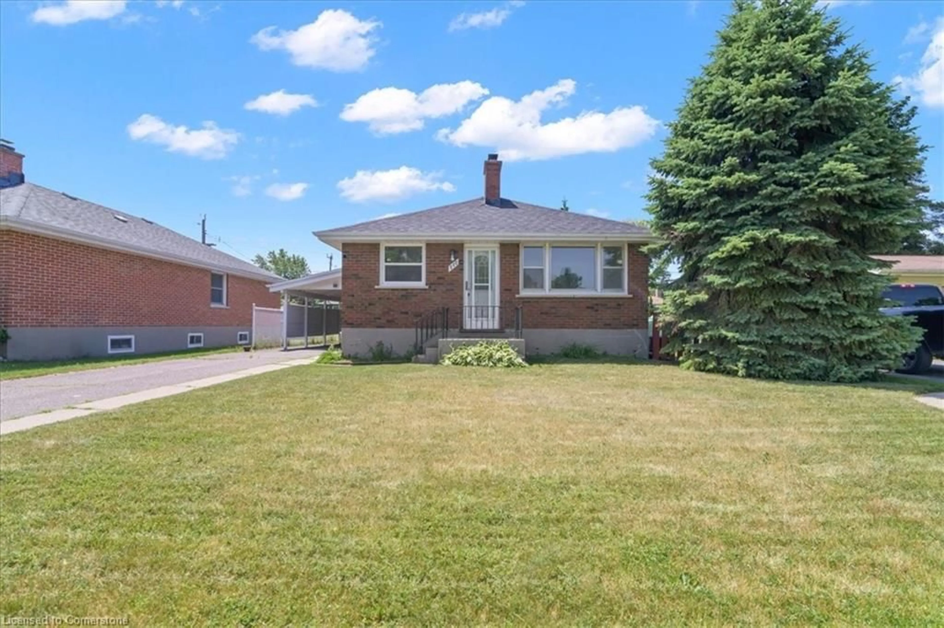 Home with brick exterior material, street for 777 Barbara Cres, Peterborough Ontario K9J 3X8