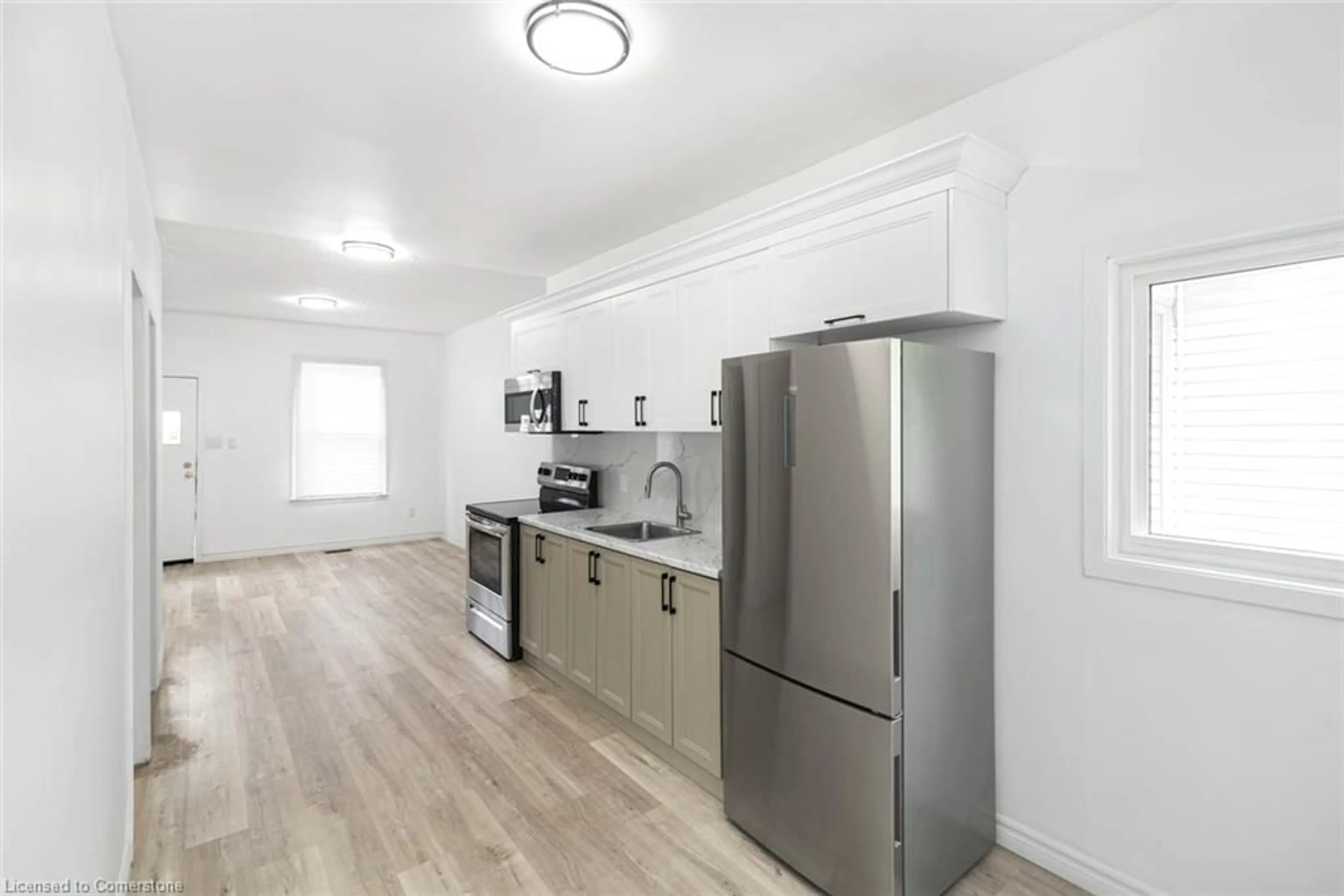 Standard kitchen, unknown for 61 Primrose Ave, Hamilton Ontario L8L 2K9