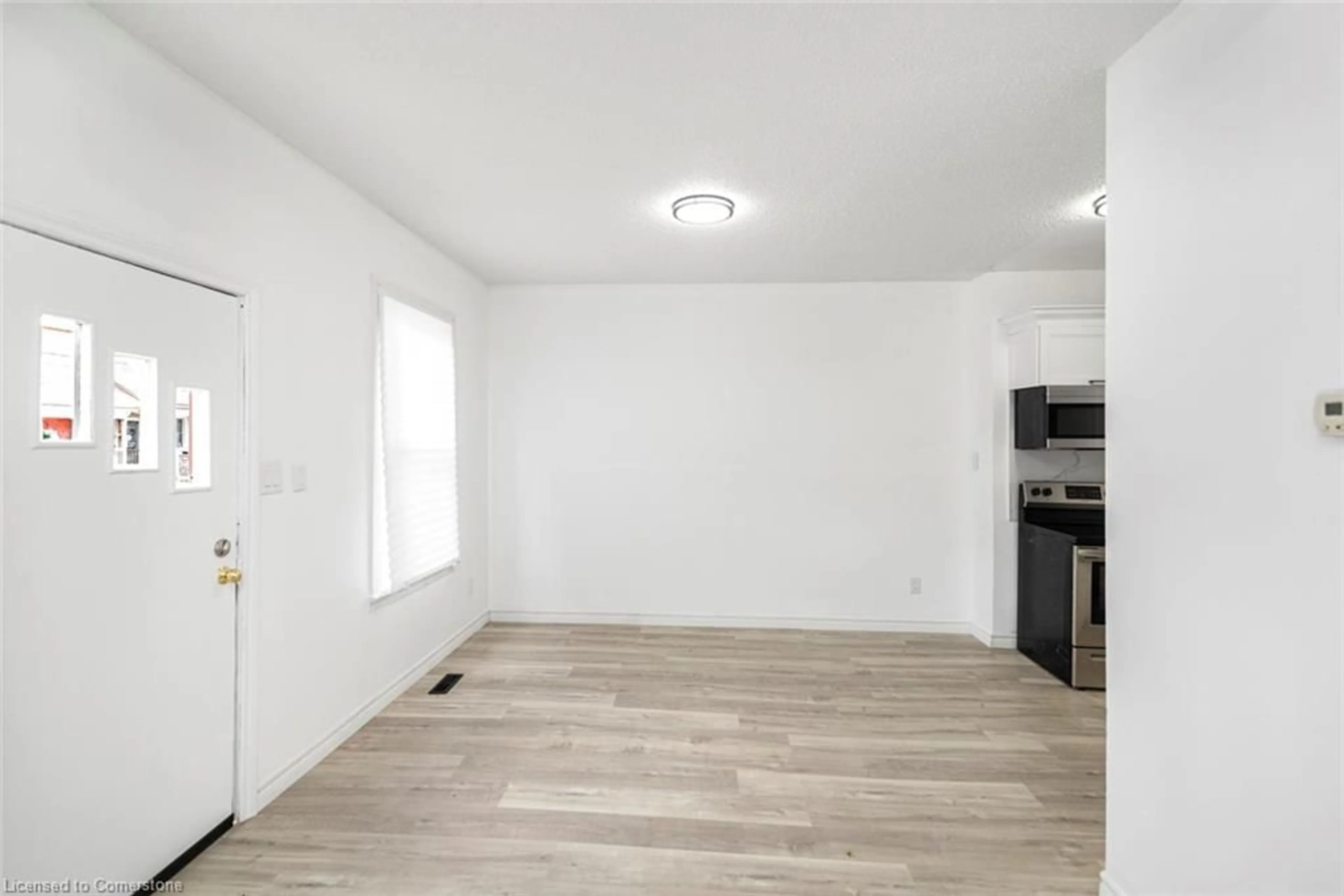 A pic of a room for 61 Primrose Ave, Hamilton Ontario L8L 2K9