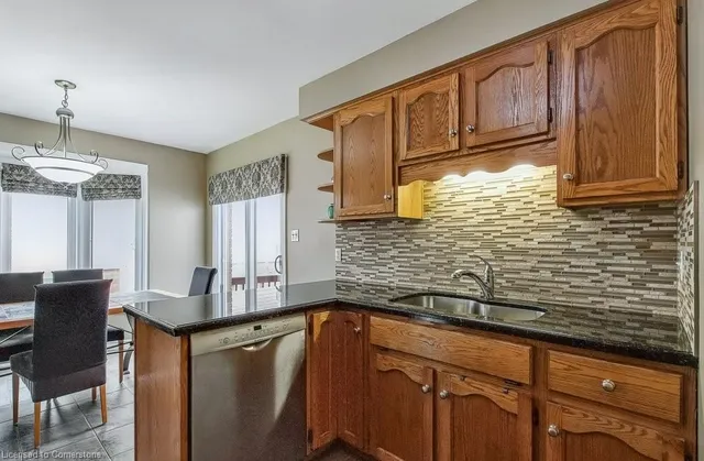 Additional image 23 of 69 Lanark Cres