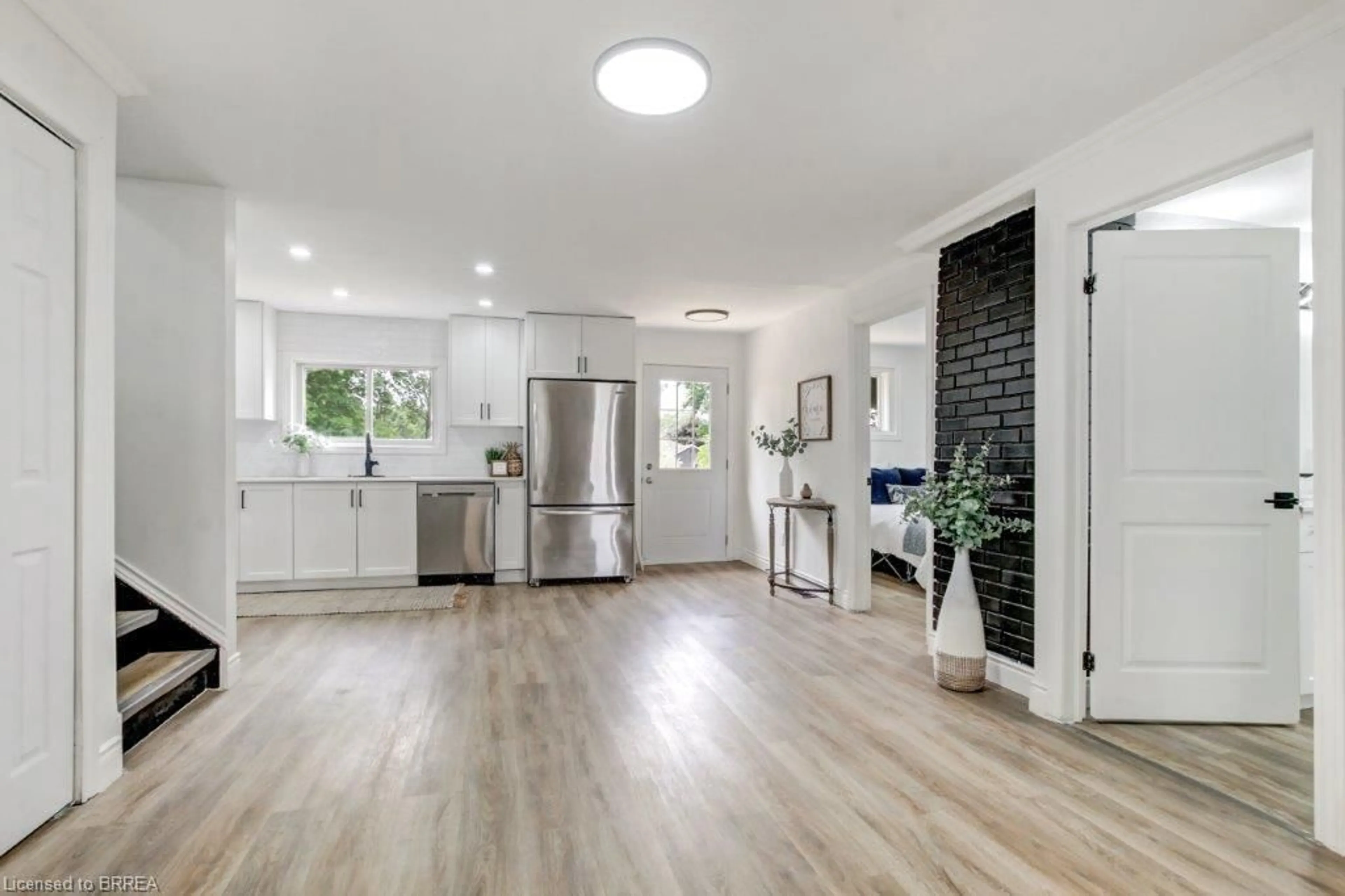 Open concept kitchen, unknown for 8 Rolph St, Brownsville Ontario N0L 1C0