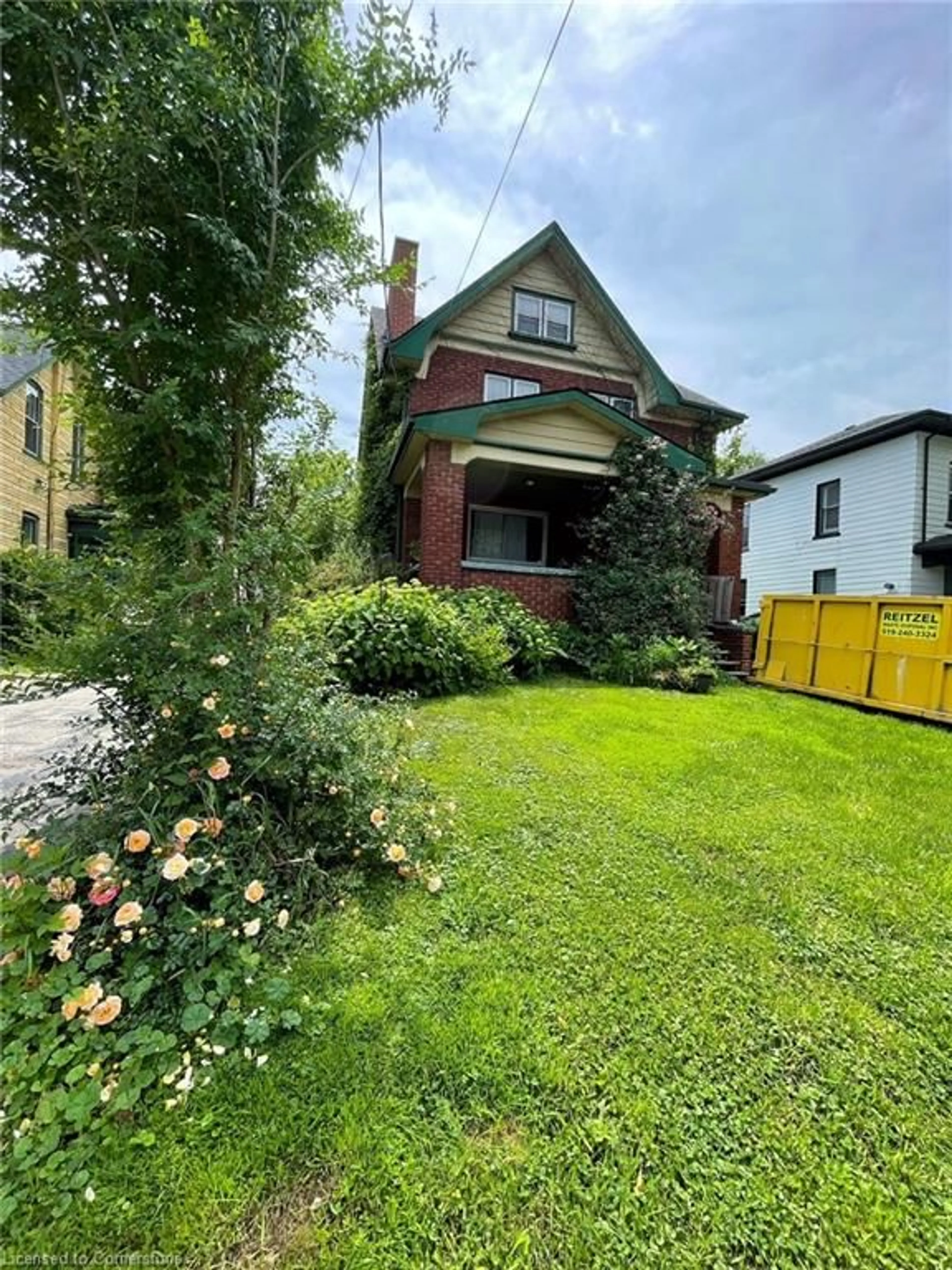 A pic from outside/outdoor area/front of a property/back of a property/a pic from drone, street for 27 Bingeman St, Kitchener Ontario N2H 2R7