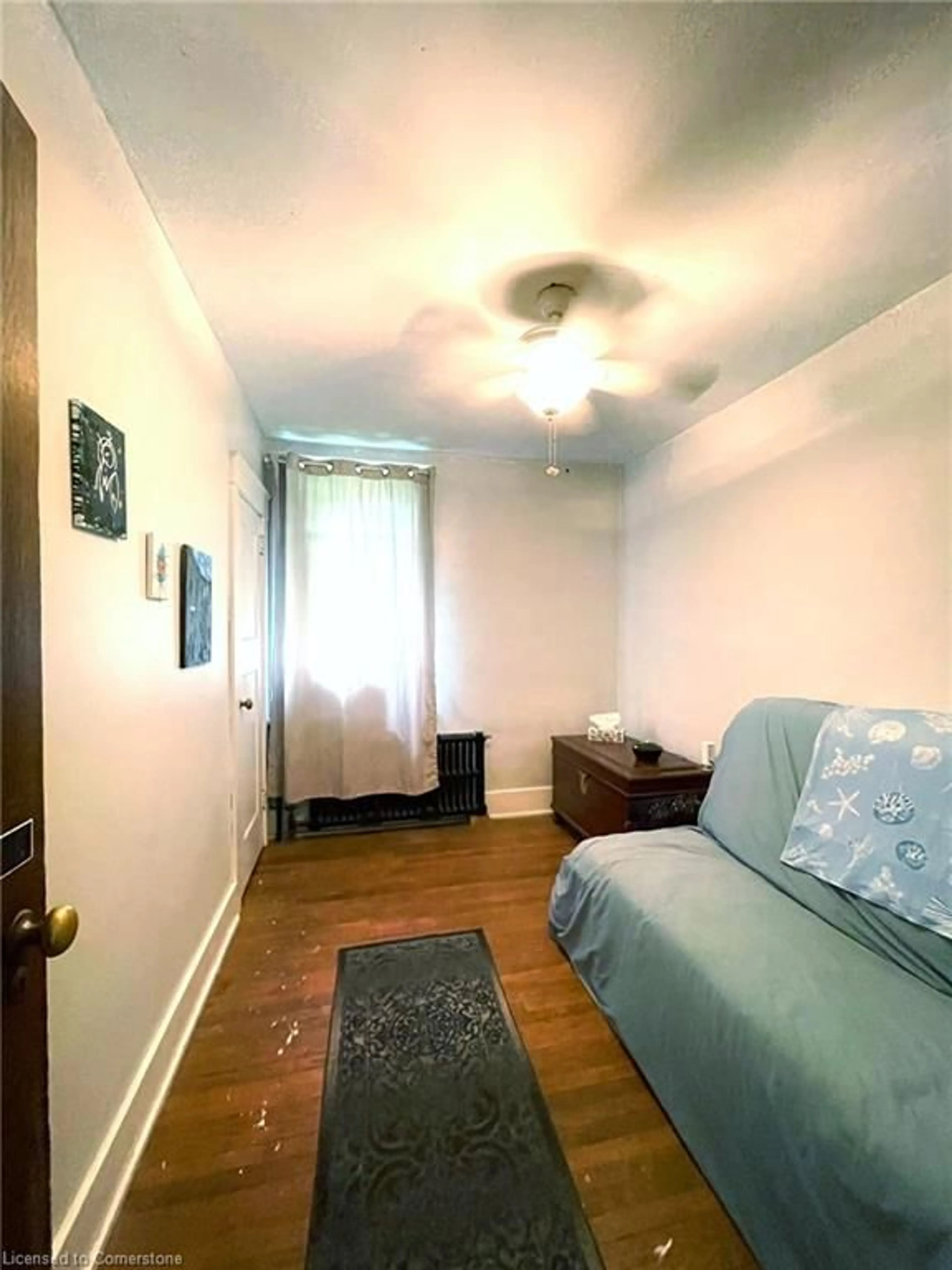 A pic of a room for 27 Bingeman St, Kitchener Ontario N2H 2R7