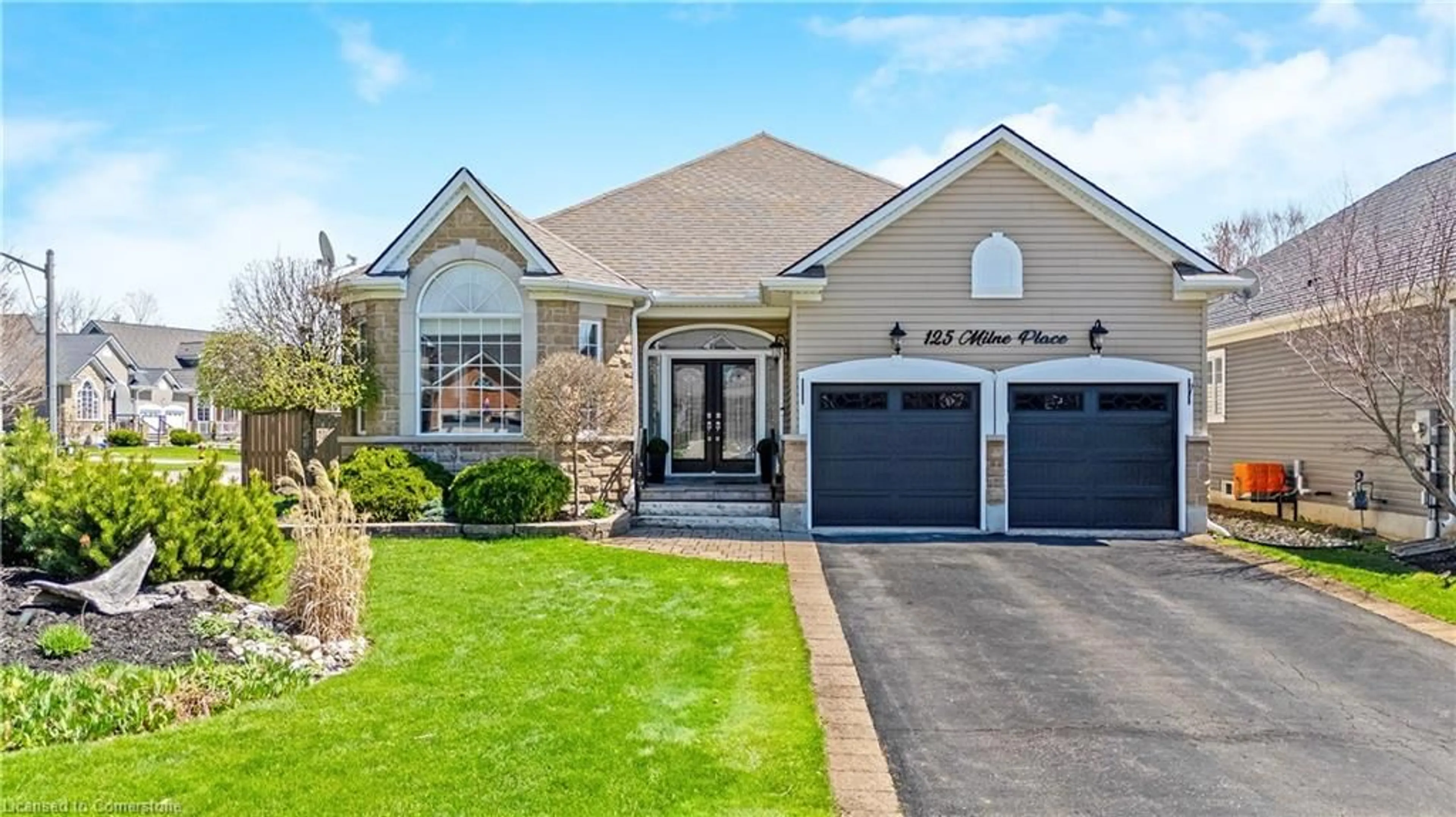 Home with brick exterior material, street for 125 Milne Pl, Rockwood Ontario N0B 2K0