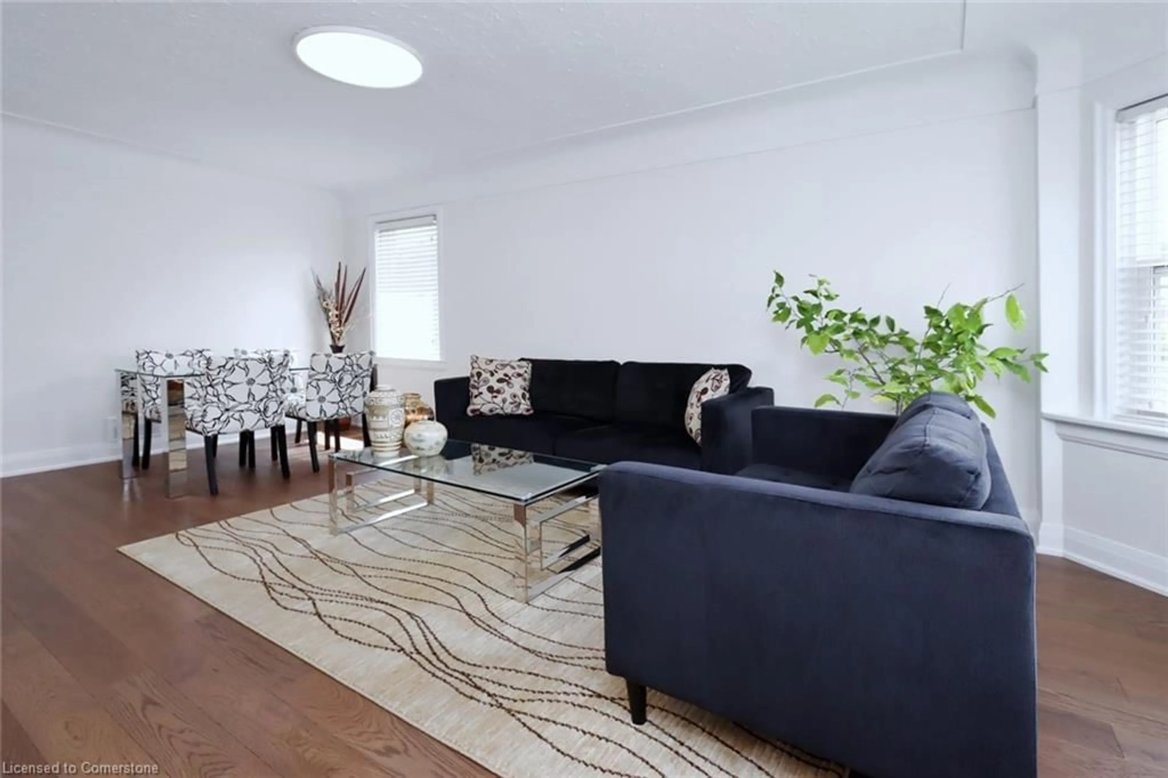 Living room with furniture, unknown for 255 East 11th St, Hamilton Ontario L9A 3T8