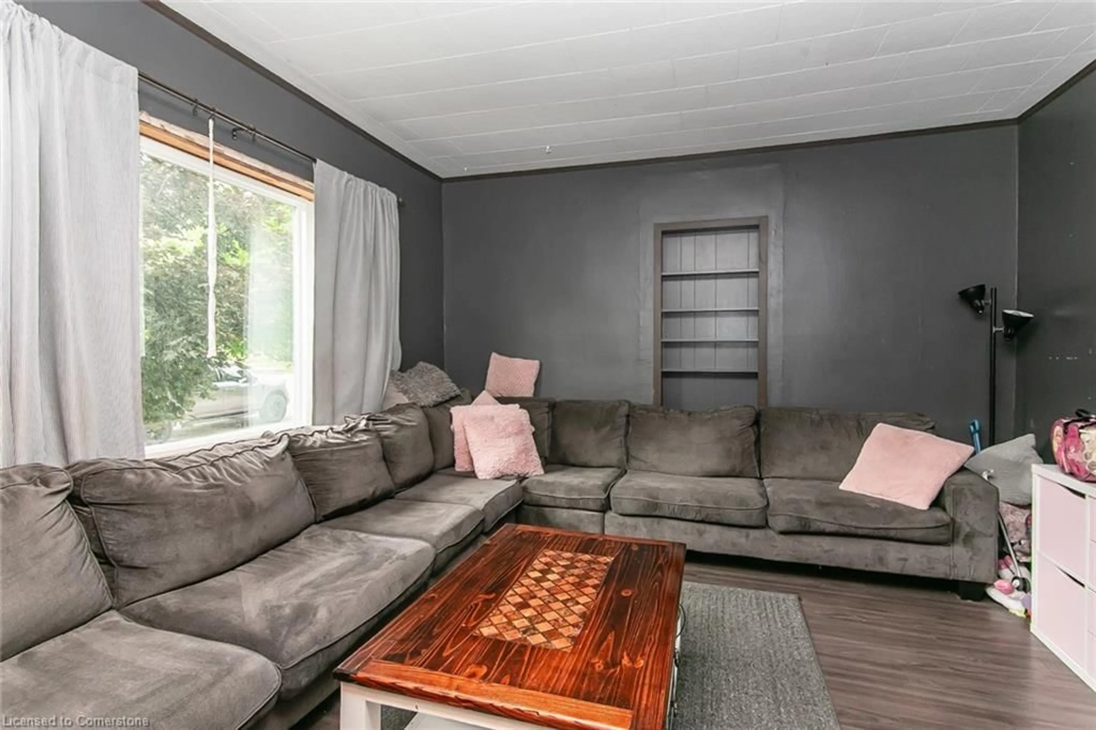 Living room with furniture, unknown for 1459 Bridge St, New Dundee Ontario N0B 2E0
