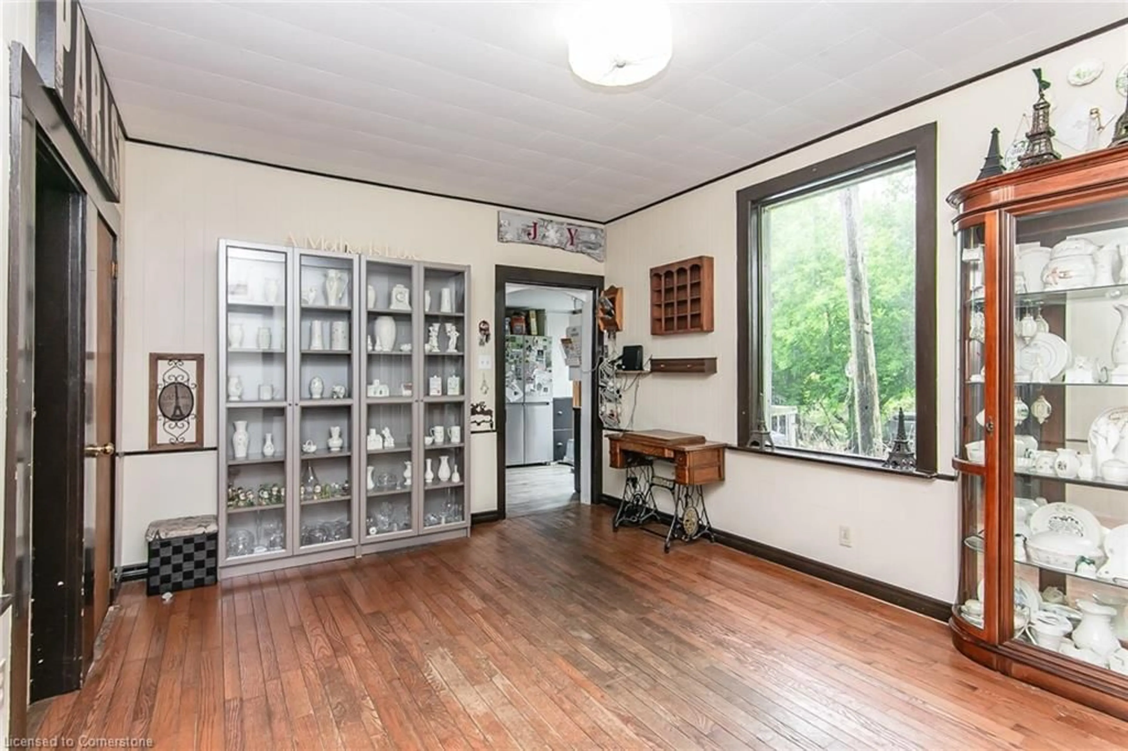 A pic of a room for 1459 Bridge St, New Dundee Ontario N0B 2E0