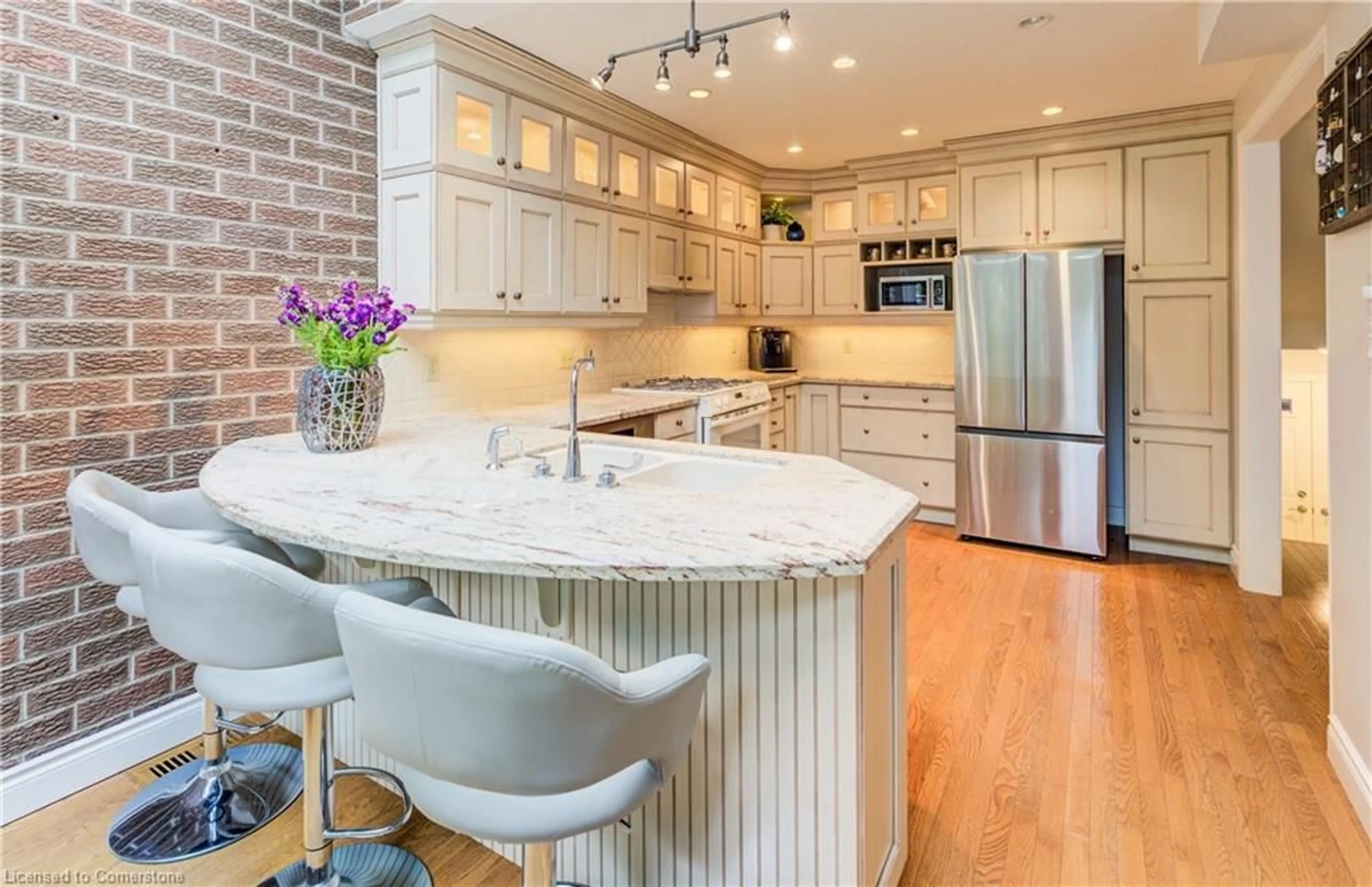 Open concept kitchen, ceramic/tile floor for 52 Allen St #2, Waterloo Ontario N2L 6H3