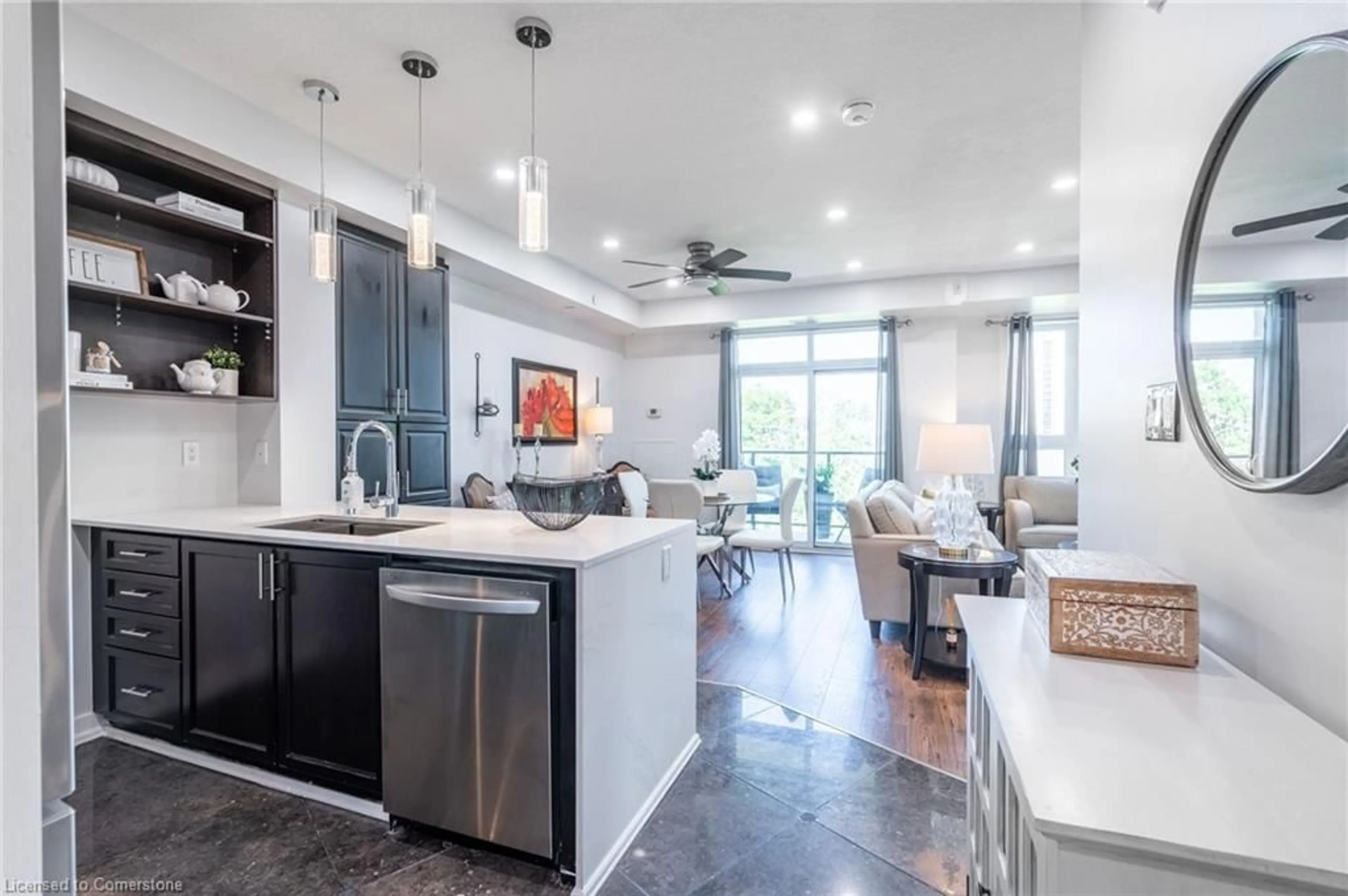 Open concept kitchen, ceramic/tile floor for 125 Shoreview Pl #422, Stoney Creek Ontario L8E 0K3