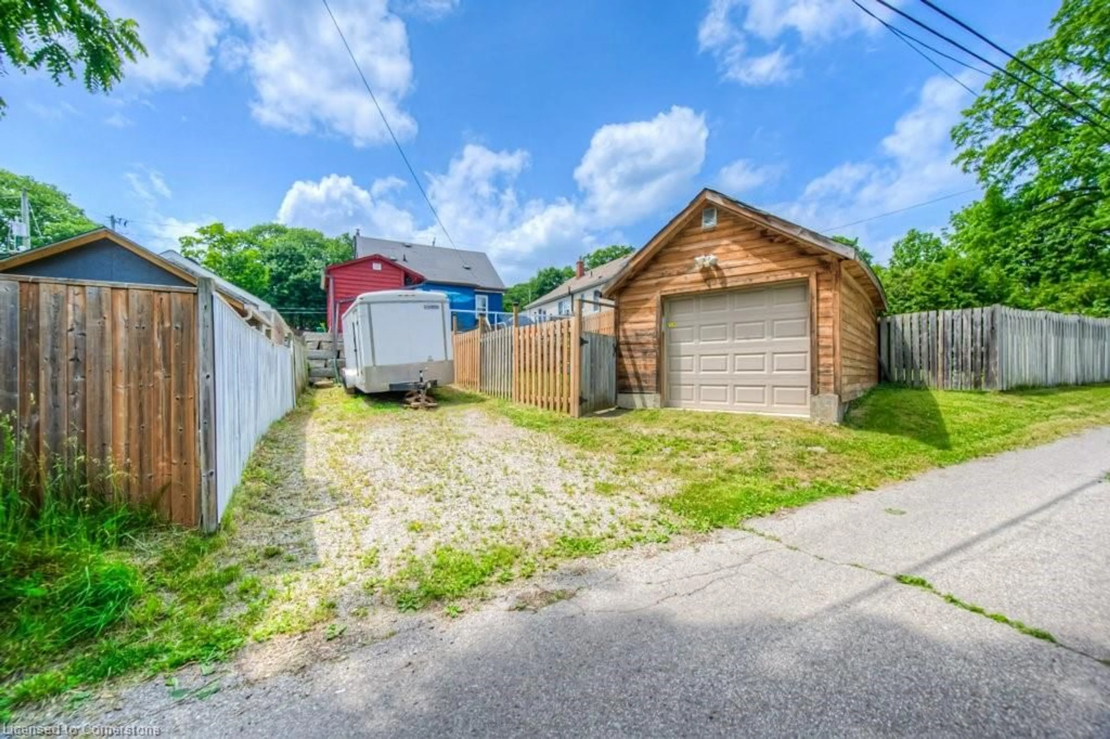 Shed for 63 Berkley Rd, Cambridge Ontario N1S 3G5