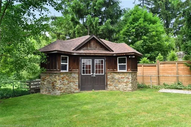 Additional property image - 626 Vanderburgh Dr