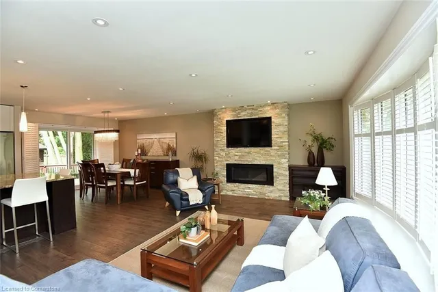 Additional property image - 626 Vanderburgh Dr