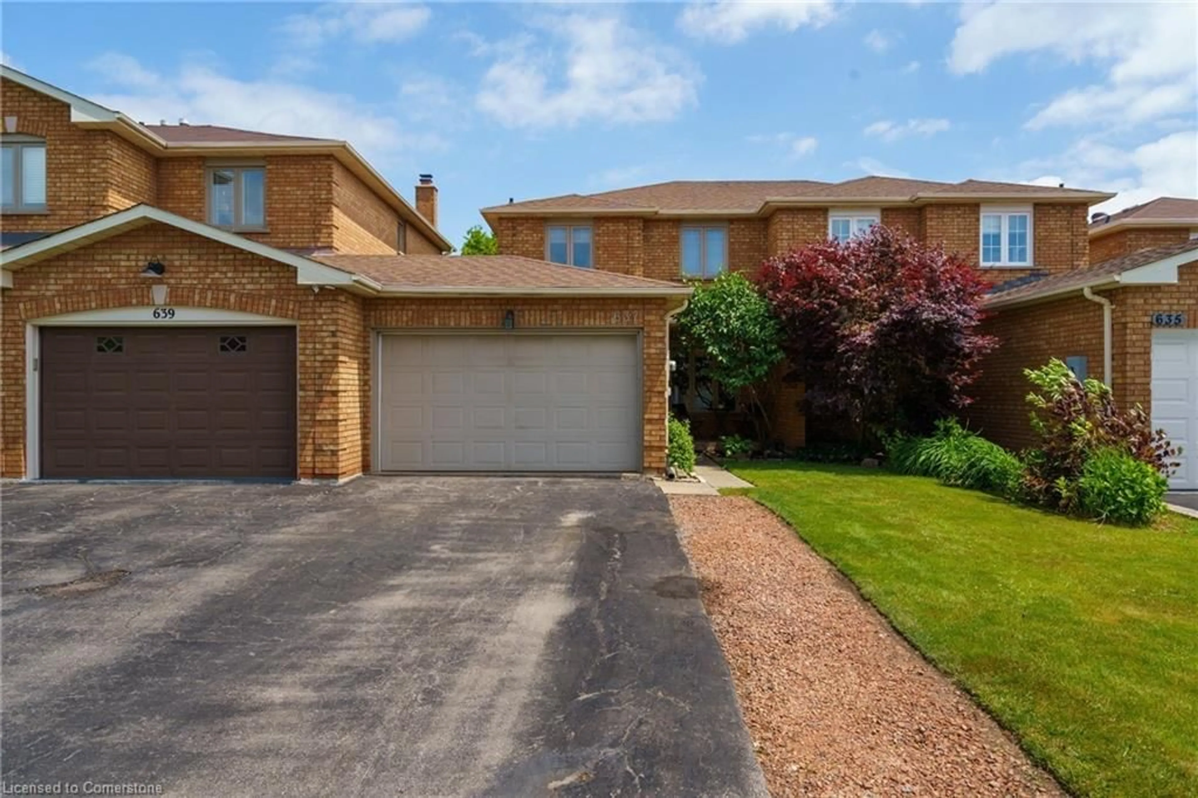 Home with brick exterior material, street for 637 Amelia Cres, Burlington Ontario L7L 6E6