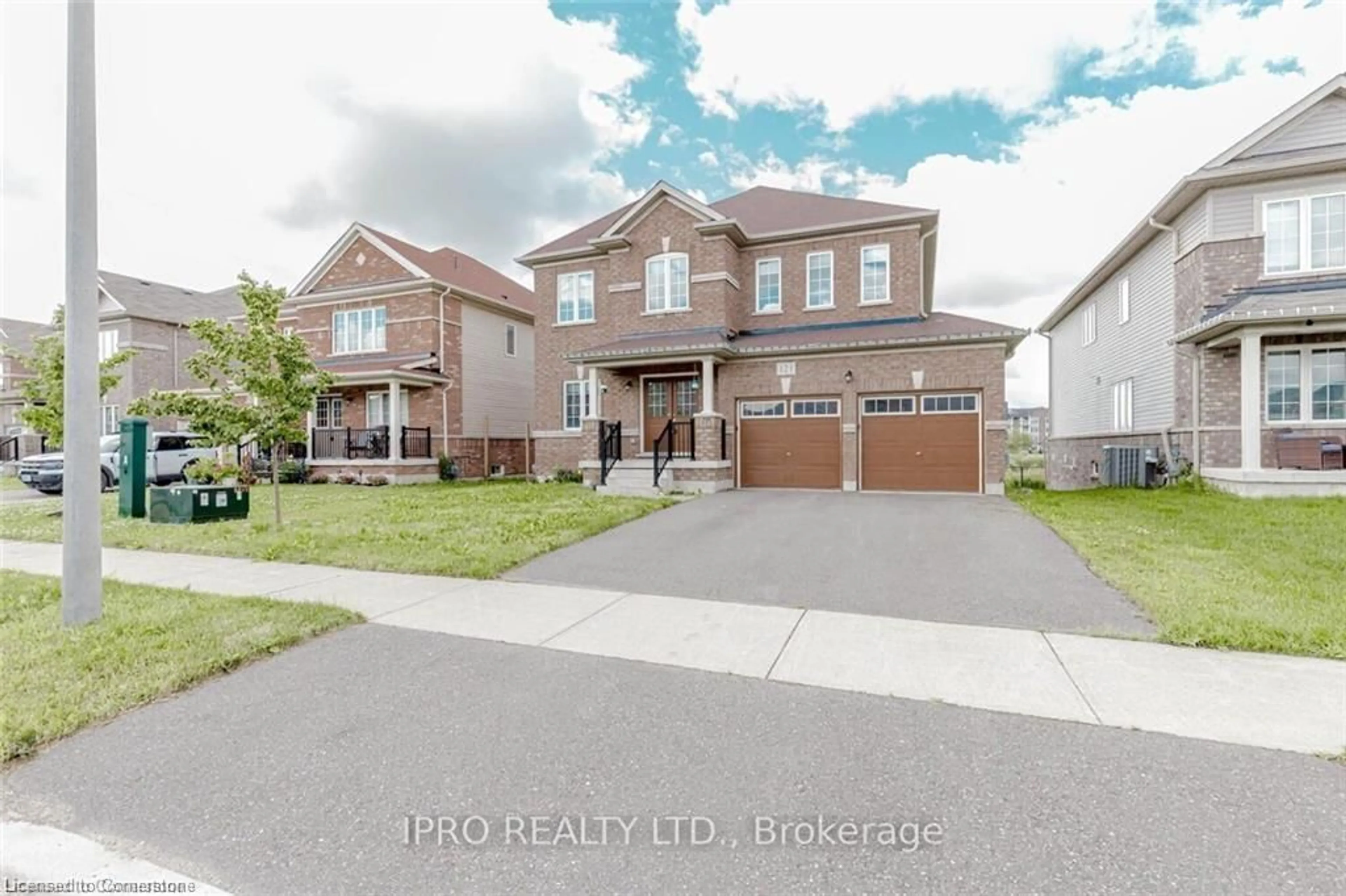 Home with brick exterior material, street for 121 Elm St, Dundalk Ontario N0C 1B0