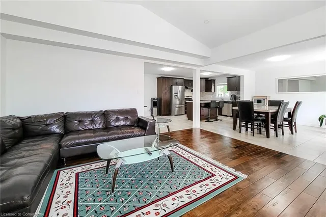 Additional property image - 929 West 5th St