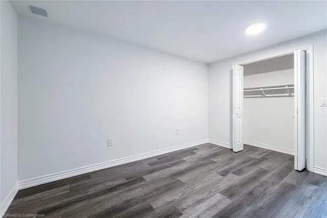 Additional property image - 929 West 5th St